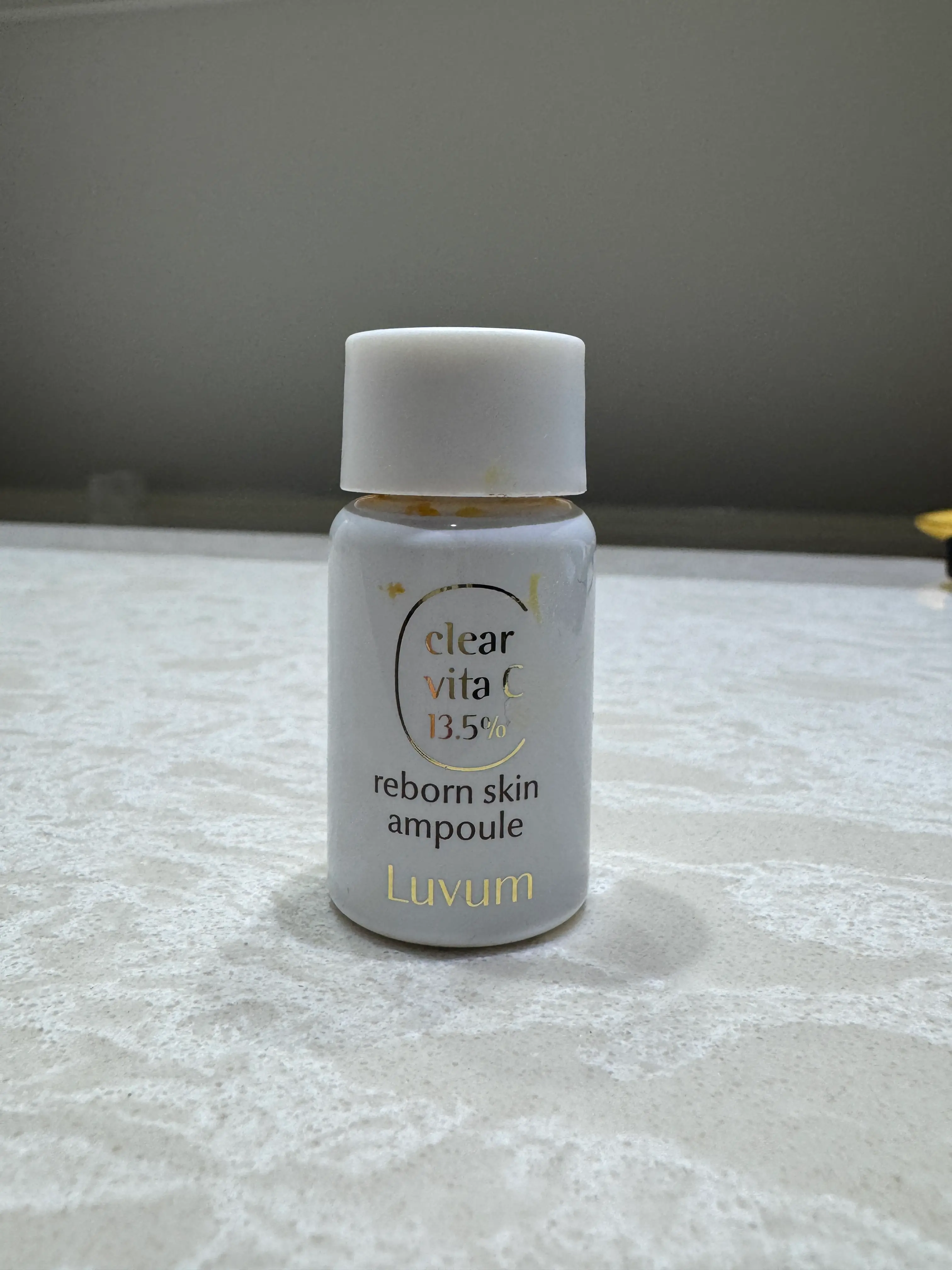 선택된 언니의파우치 리뷰 이미지 - [클리어 비타 C 리본 스킨 앰플]