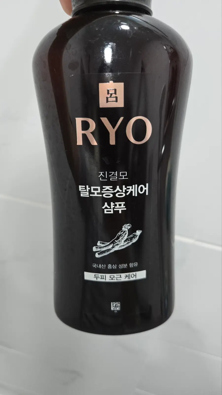 선택된 언니의파우치 리뷰 이미지 - [진생보 토탈 안티에이징 샴푸 건성 두피용]