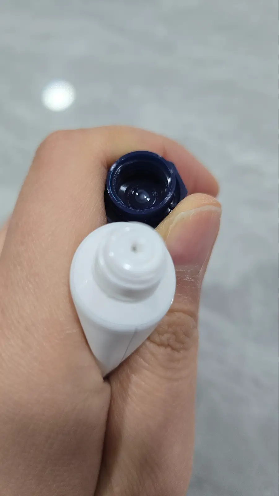 선택된 언니의파우치 리뷰 이미지 - [핸드 을 더 퍼퓸 피오니 앤 [화이트 로즈]]