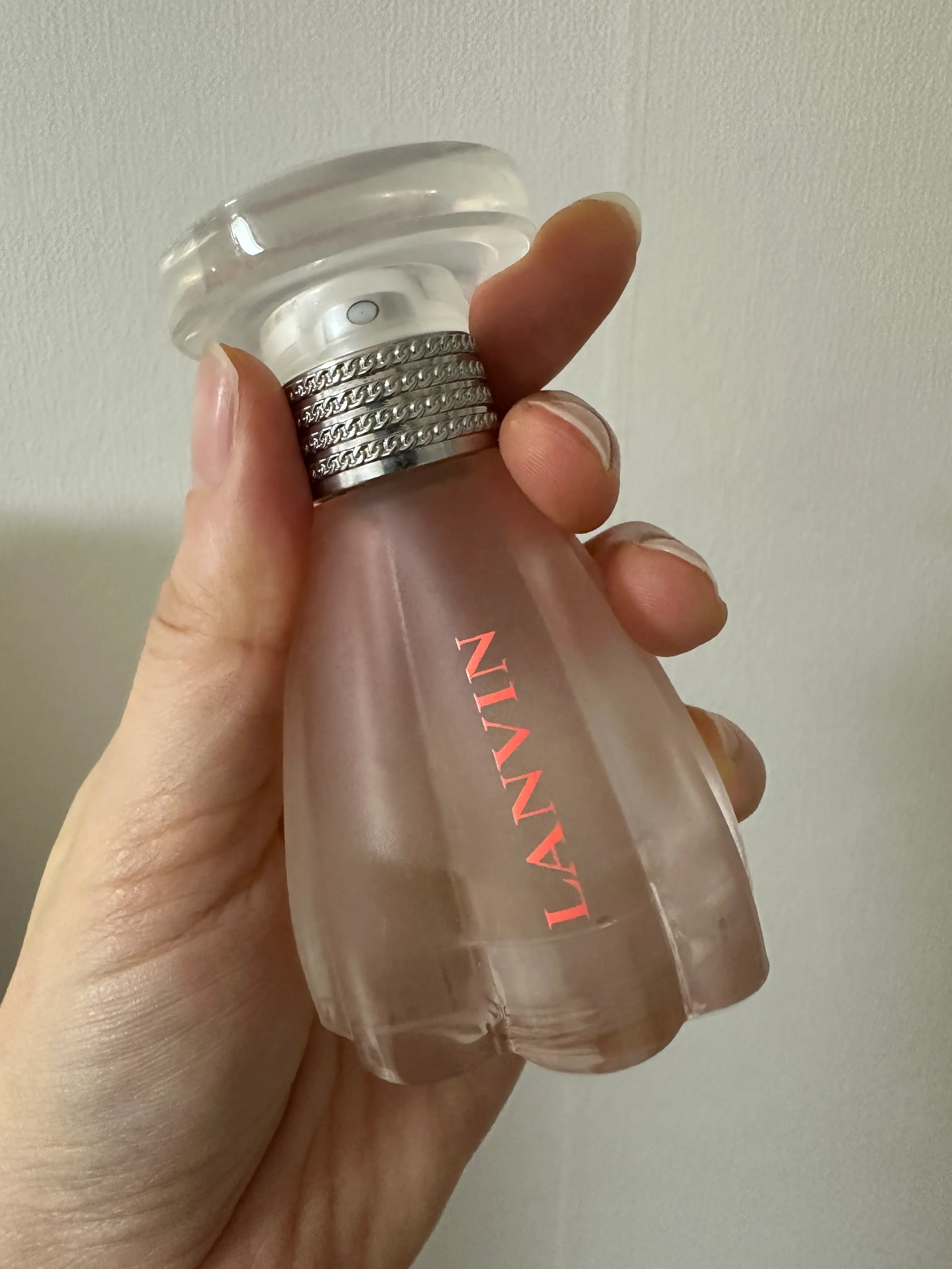 선택된 언니의파우치 리뷰 이미지 - [모던 프린세스 오 센슈얼 오 드 뚜왈렛]