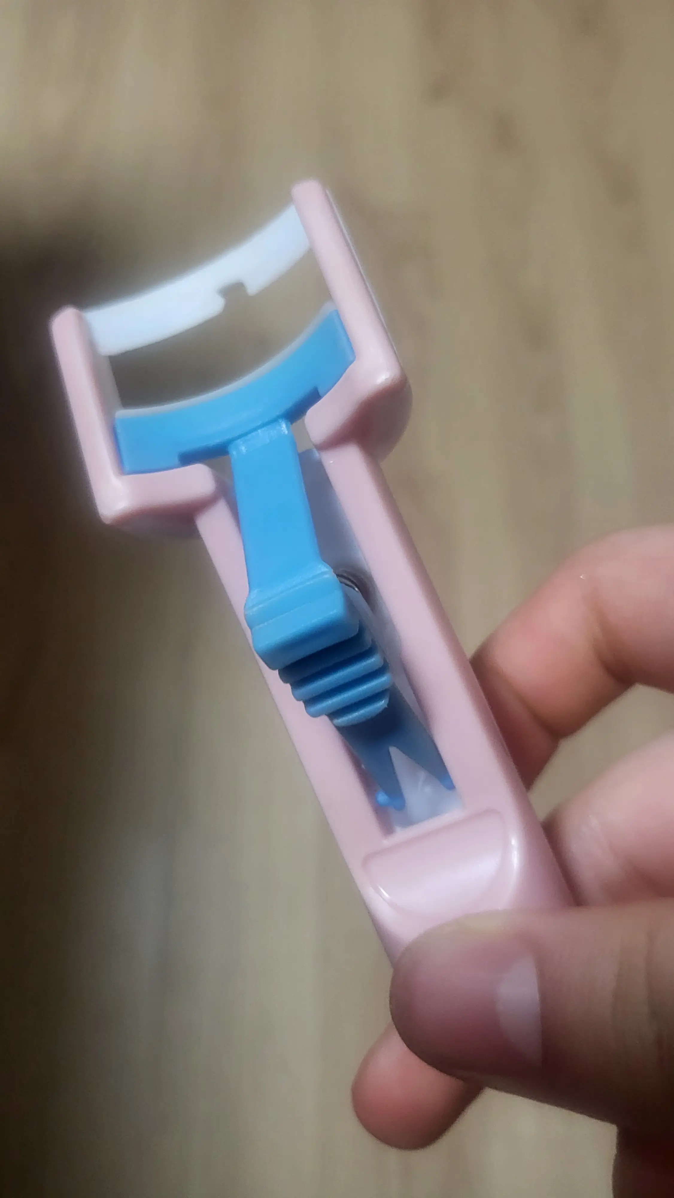 선택된 언니의파우치 리뷰 이미지 - [실속형 뷰러]