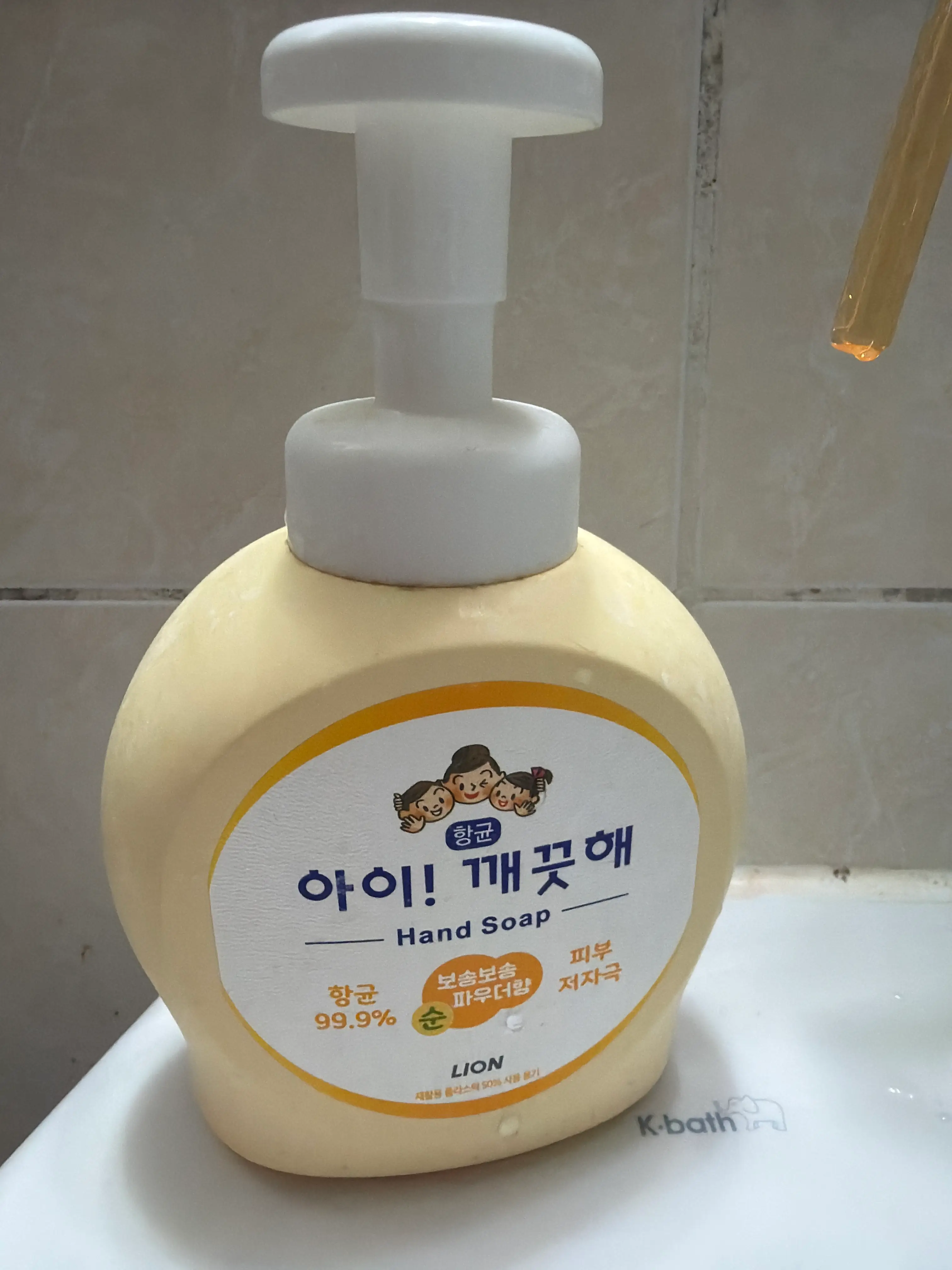 선택된 언니의파우치 리뷰 이미지 - [아이깨끗해 항균 폼 핸드솝 [파우더향]]