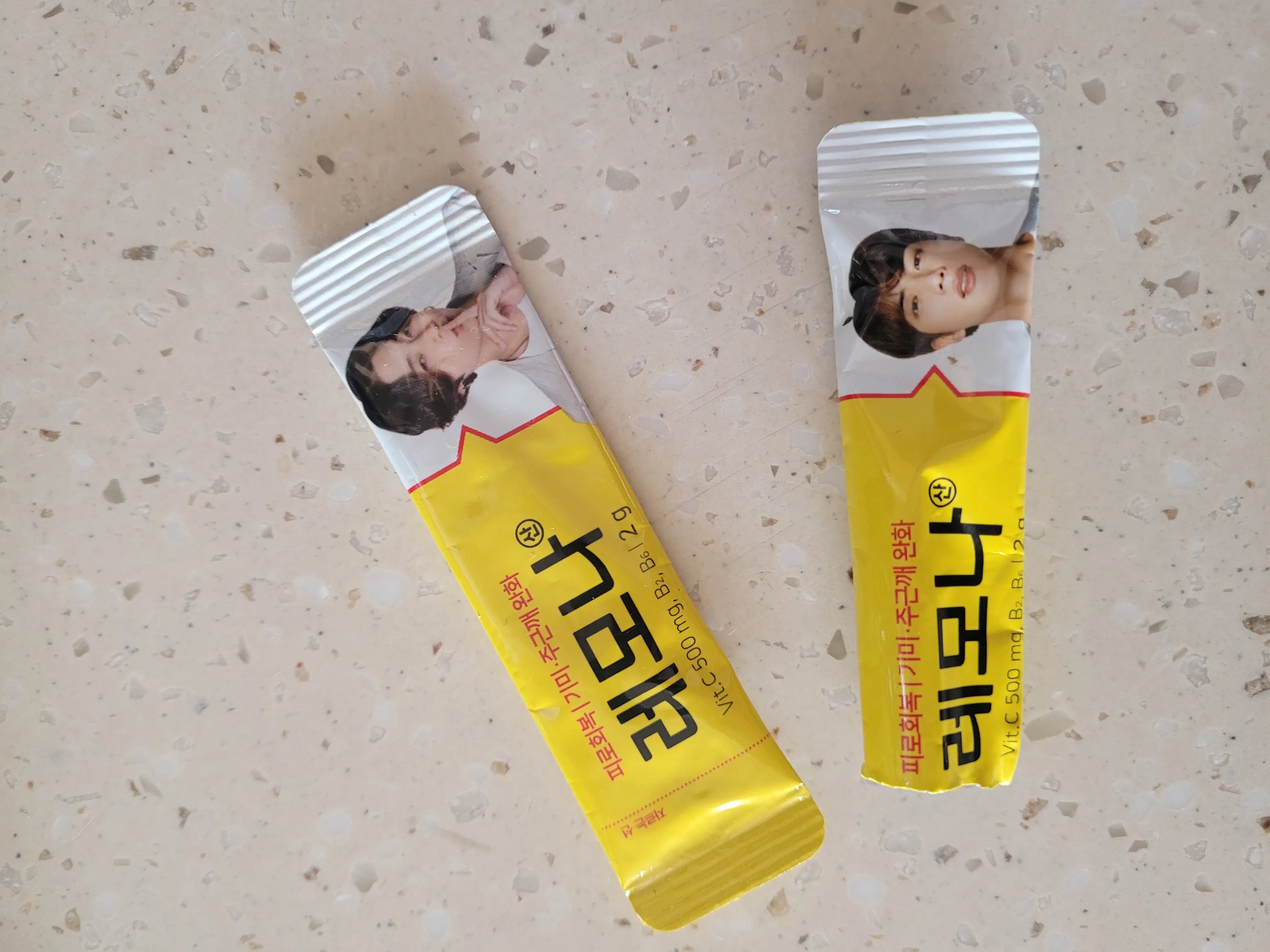 선택된 언니의파우치 리뷰 이미지 - [레모나 산]