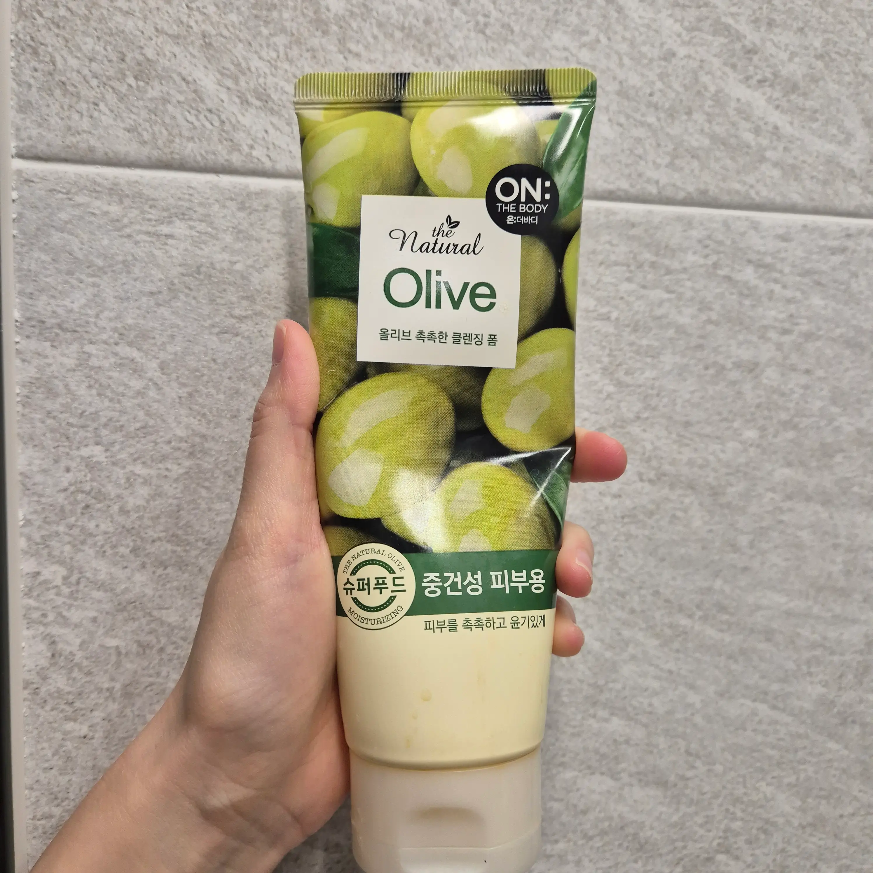선택된 언니의파우치 리뷰 이미지 - [더 내추럴 클렌징 폼 [올리브]]