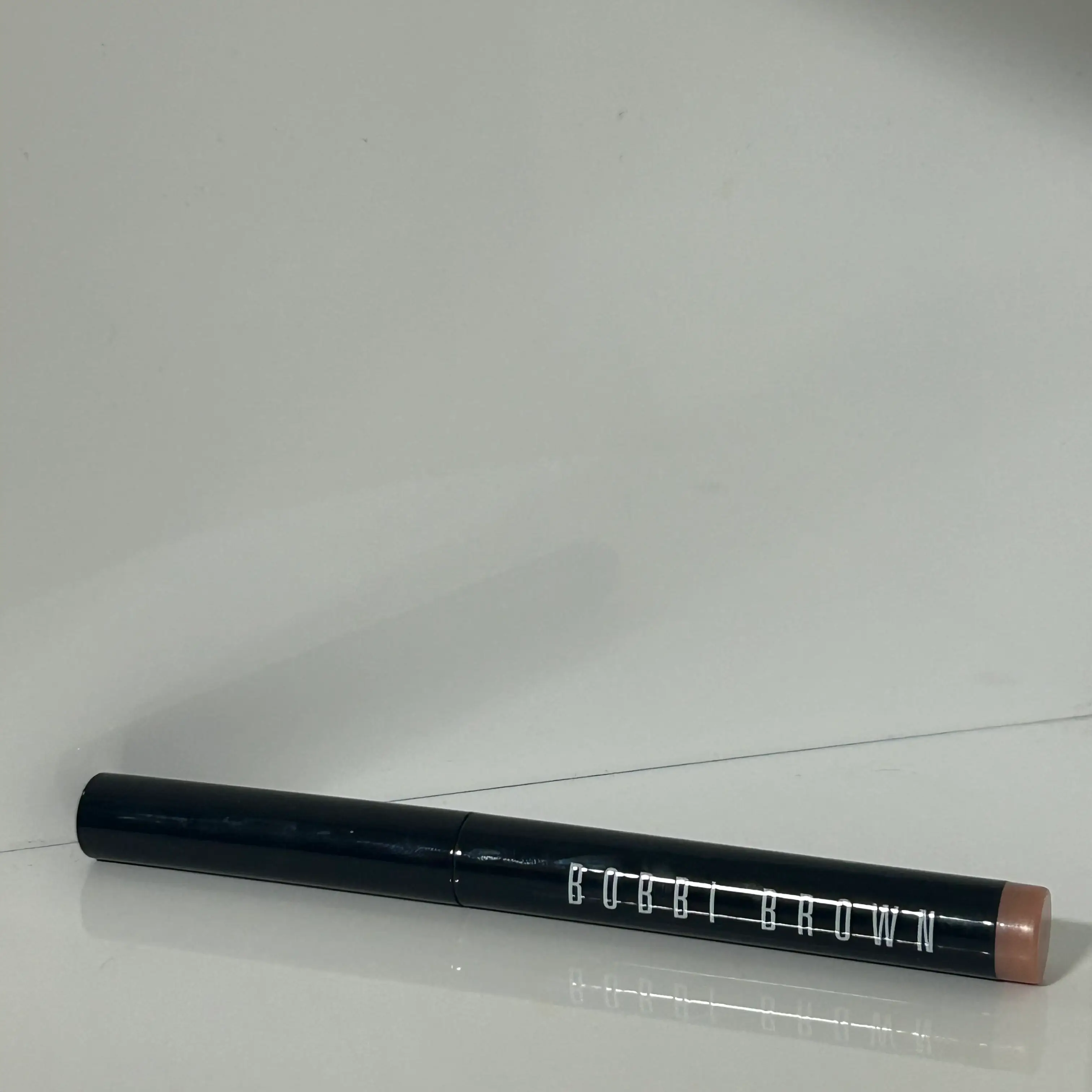 선택된 언니의파우치 리뷰 이미지 - [롱웨어 크림 섀도우 스틱]