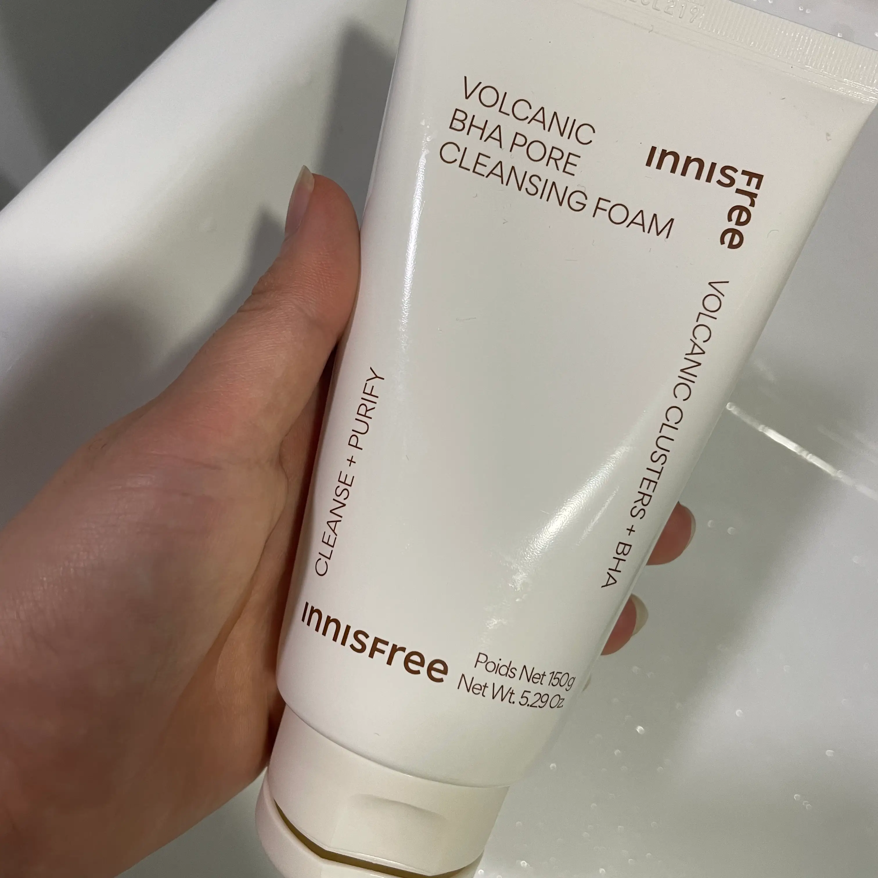 선택된 언니의파우치 리뷰 이미지 - [화산송이 바하 모공 클렌징 폼]