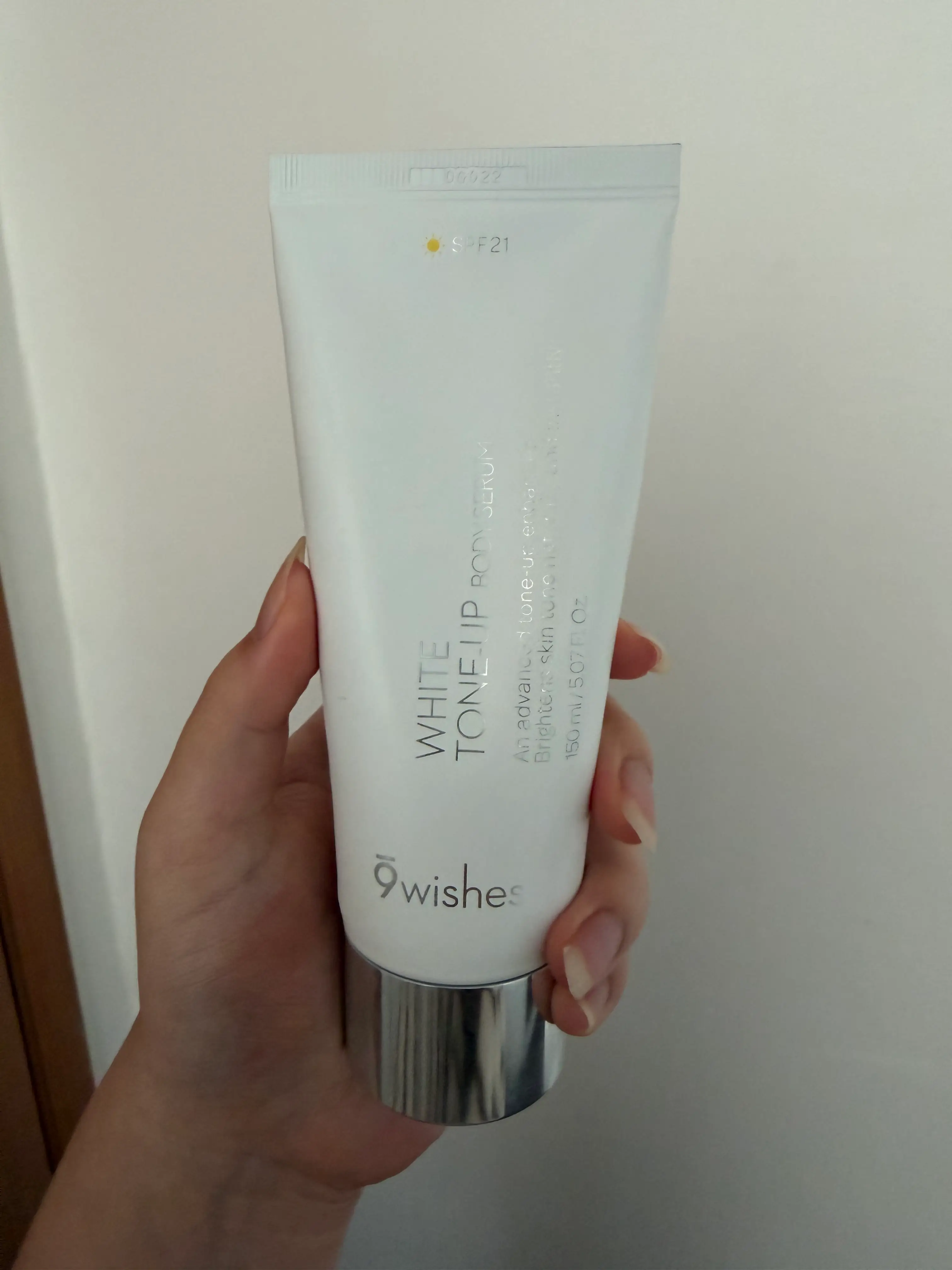 선택된 언니의파우치 리뷰 이미지 - [화이트 톤업 바디 세럼]