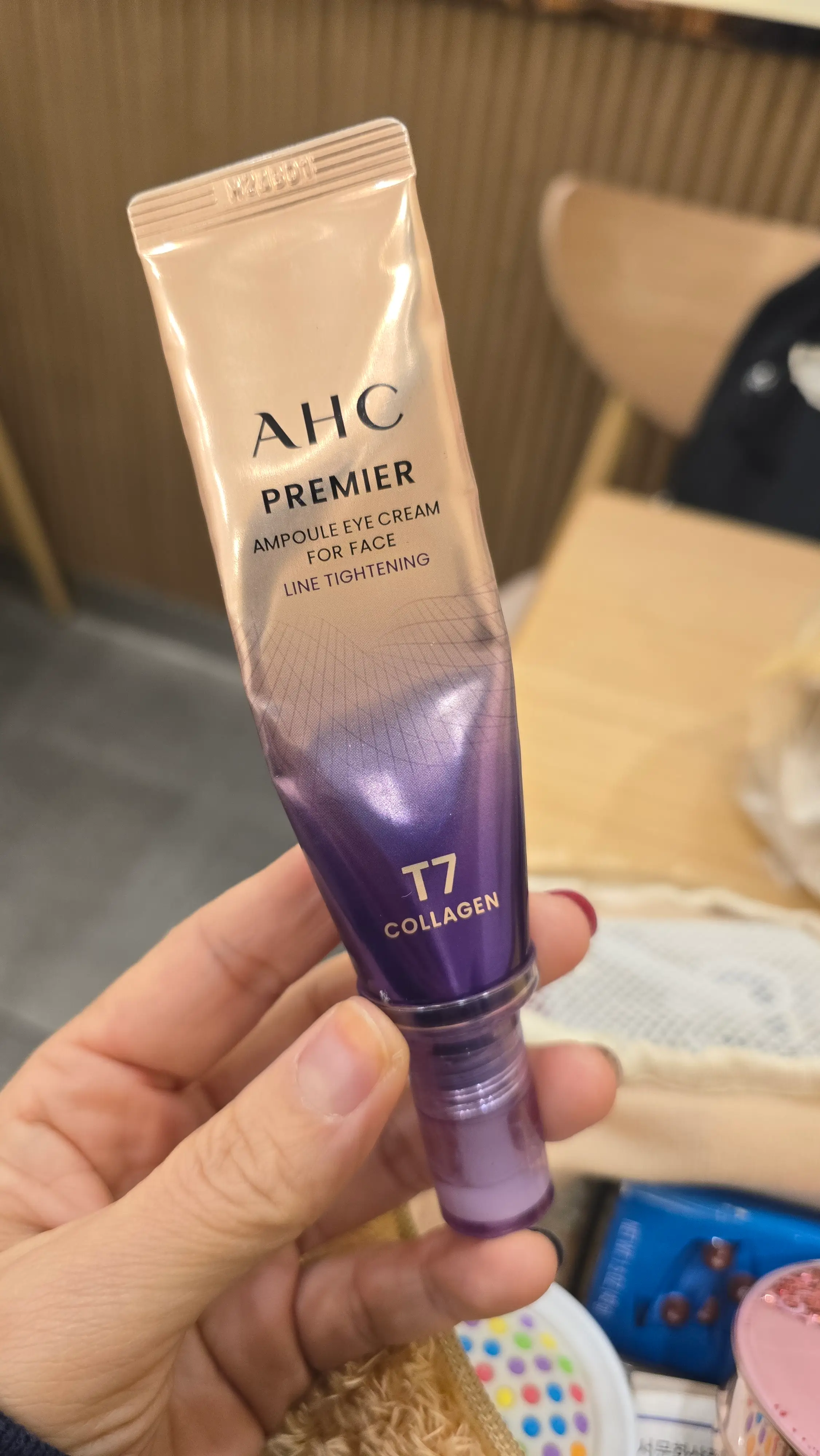 선택된 언니의파우치 리뷰 이미지 - [프리미어 앰플 아이크림 포 페이스 라인 타이트닝]