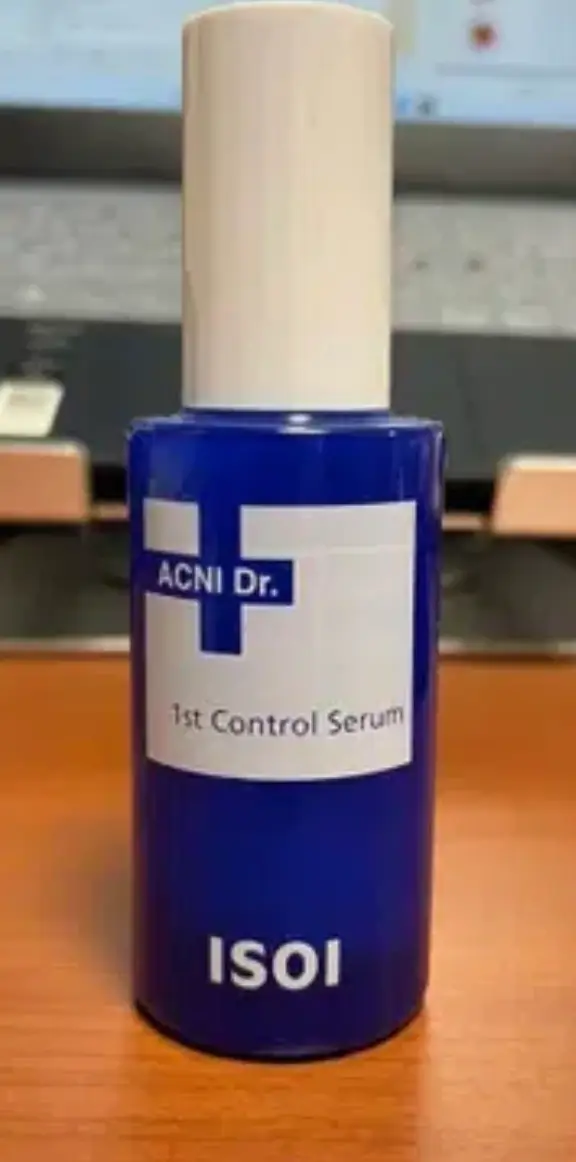 선택된 언니의파우치 리뷰 이미지 - [아크니 닥터 퍼스트 컨트롤 세럼]