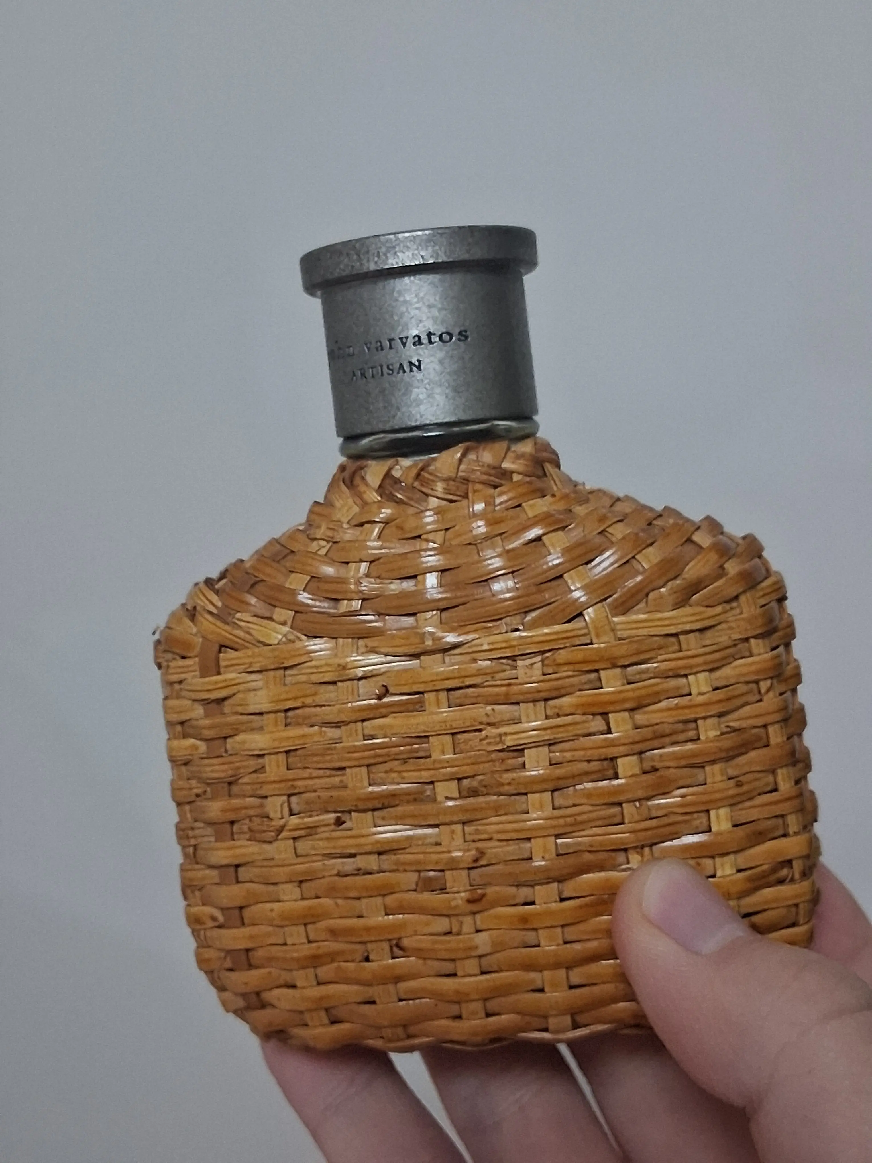 선택된 언니의파우치 리뷰 이미지 - [존 바바토스 아티산 EDT]