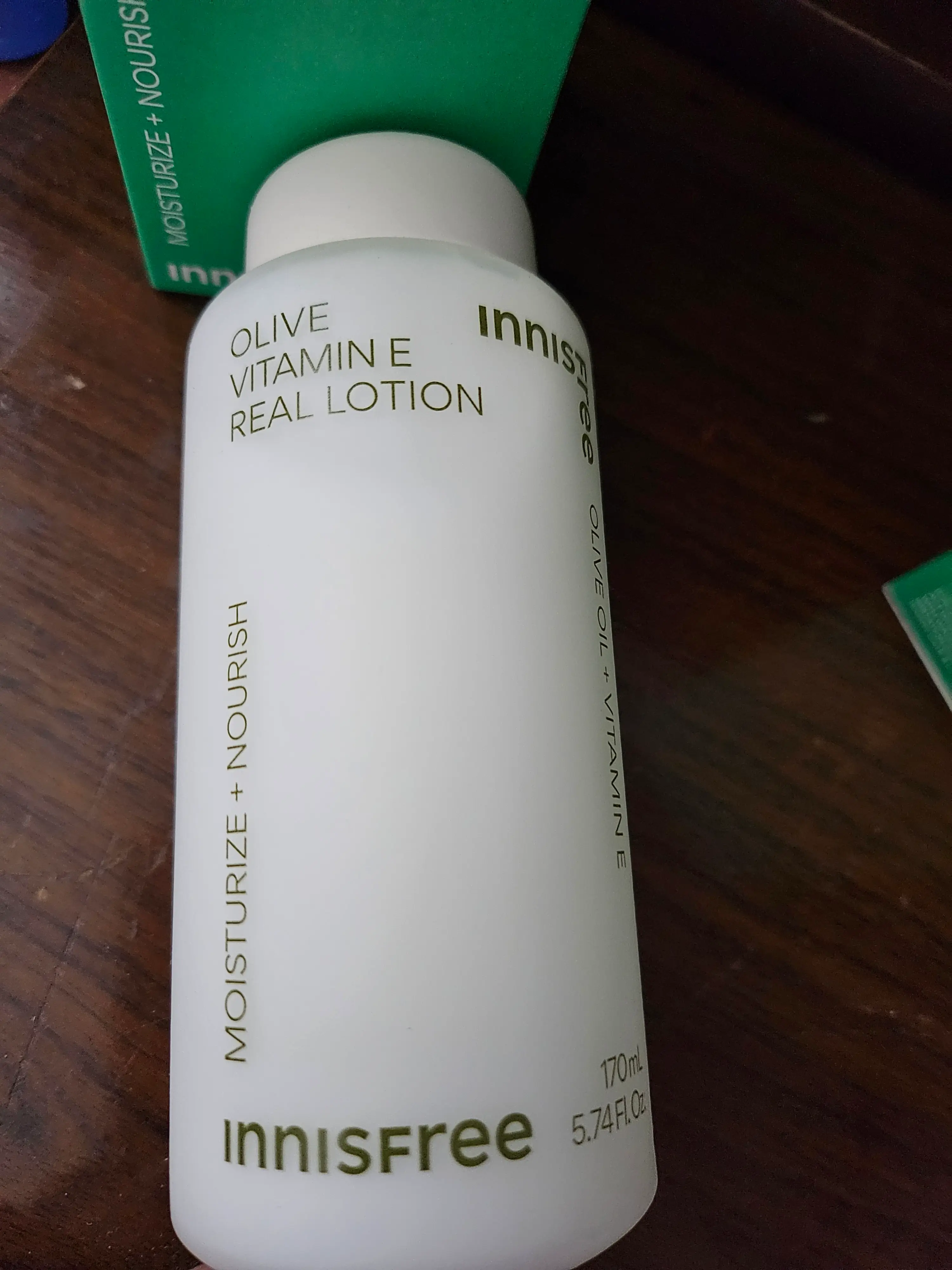 선택된 언니의파우치 리뷰 이미지 - [올리브 비타민 E 리얼 로션]