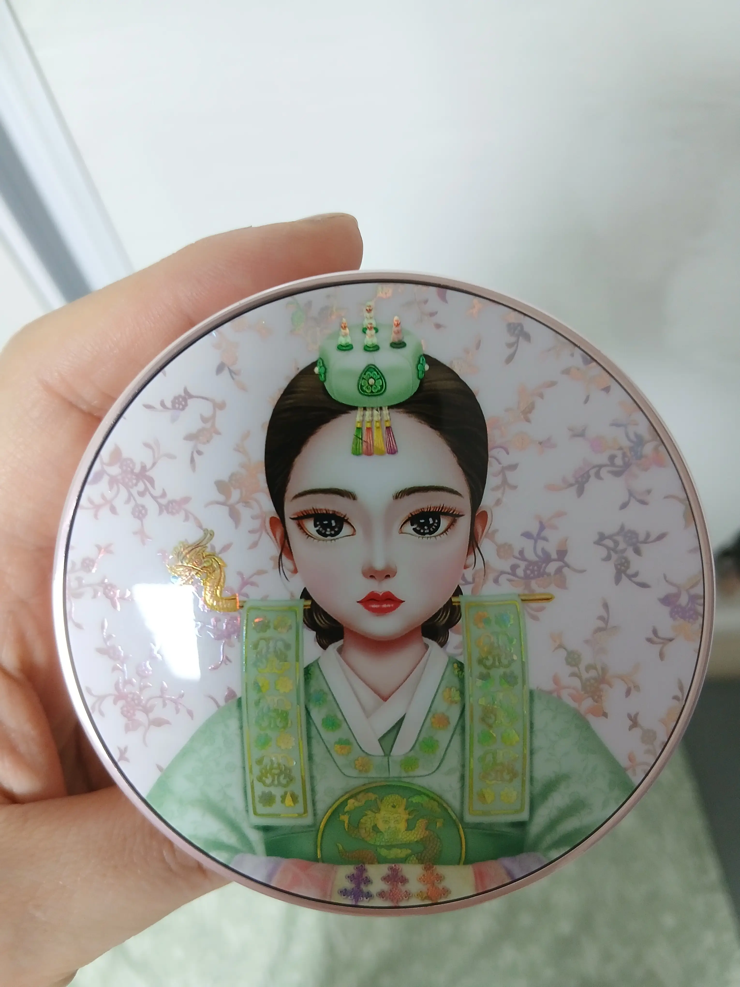 선택된 언니의파우치 리뷰 이미지 - [절대 철벽녀 나노 비타민 광천수 커버 쿠션 파운데이션]