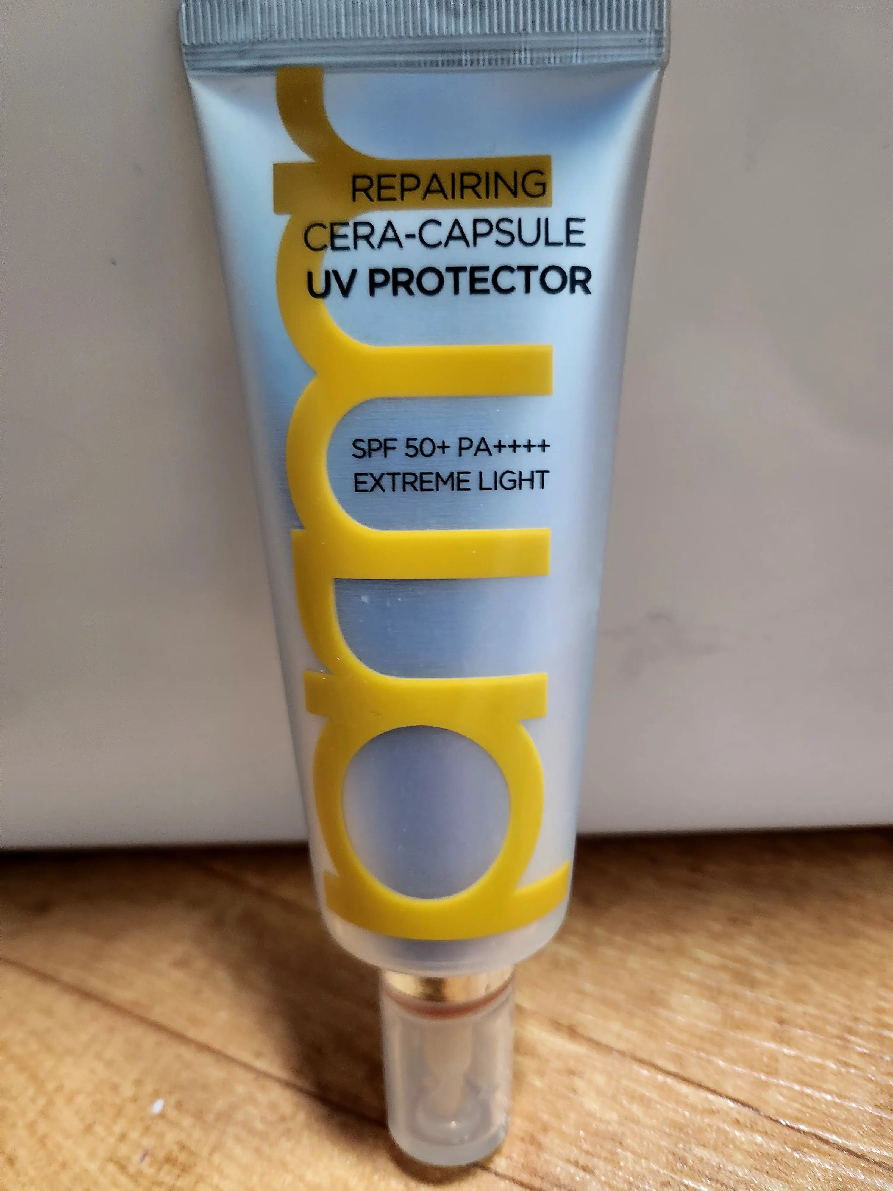 선택된 언니의파우치 리뷰 이미지 - [리페어링 세라캡슐 UV 프로텍터]