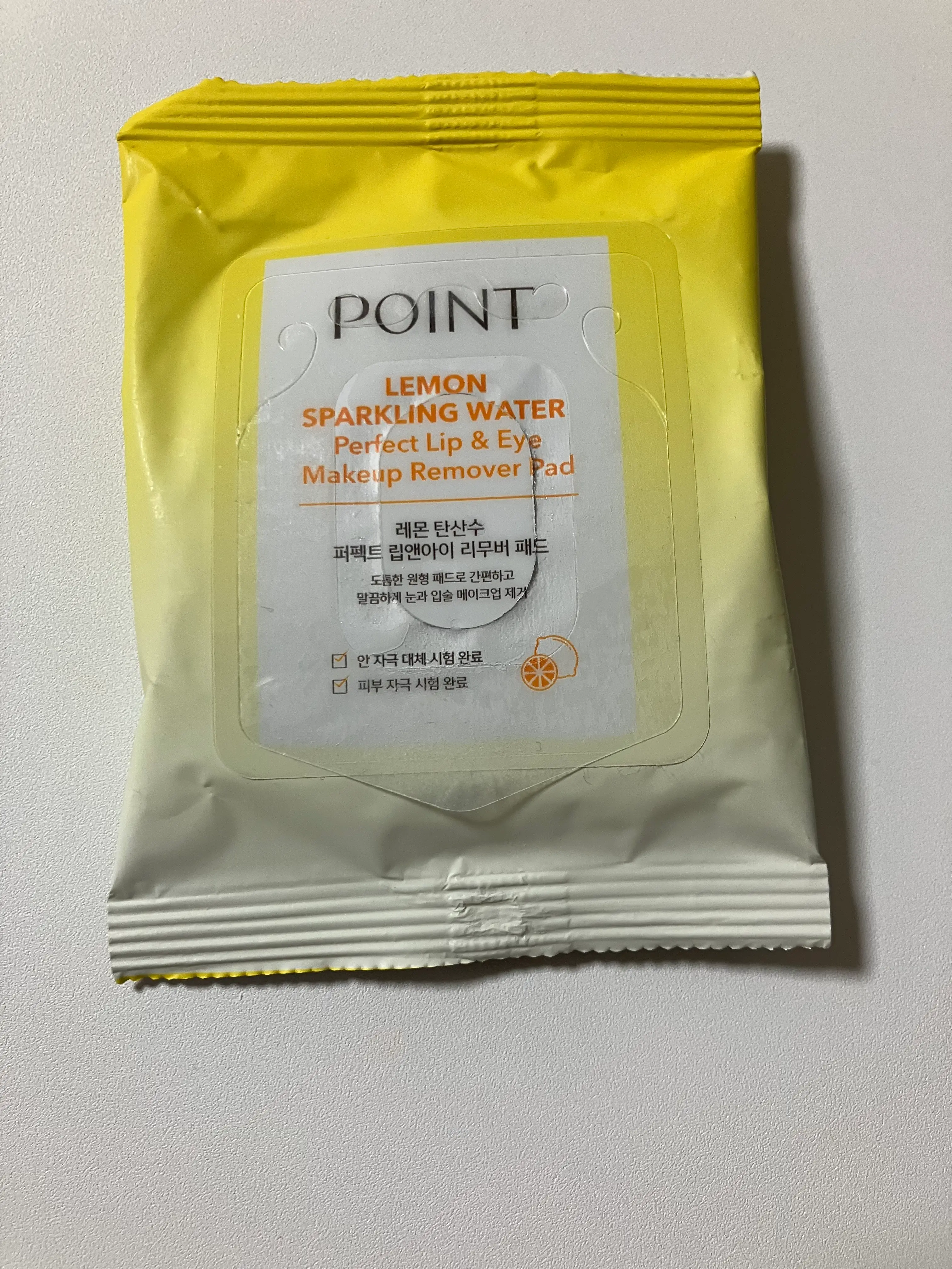 선택된 언니의파우치 리뷰 이미지 - [레몬 탄산수 퍼펙트 립 앤 아이 리무버 패드]