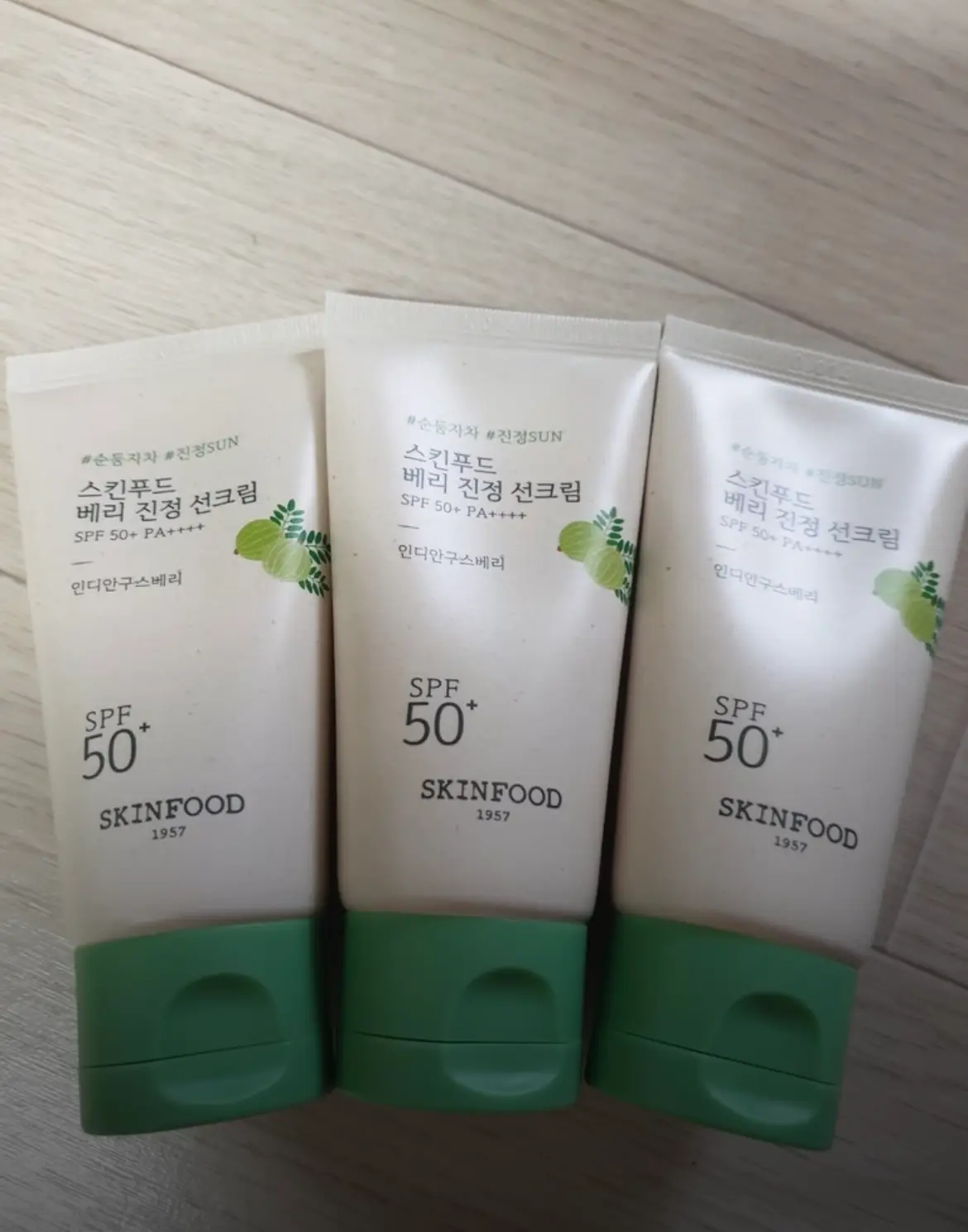 선택된 언니의파우치 리뷰 이미지 - [베리 진정 선크림]