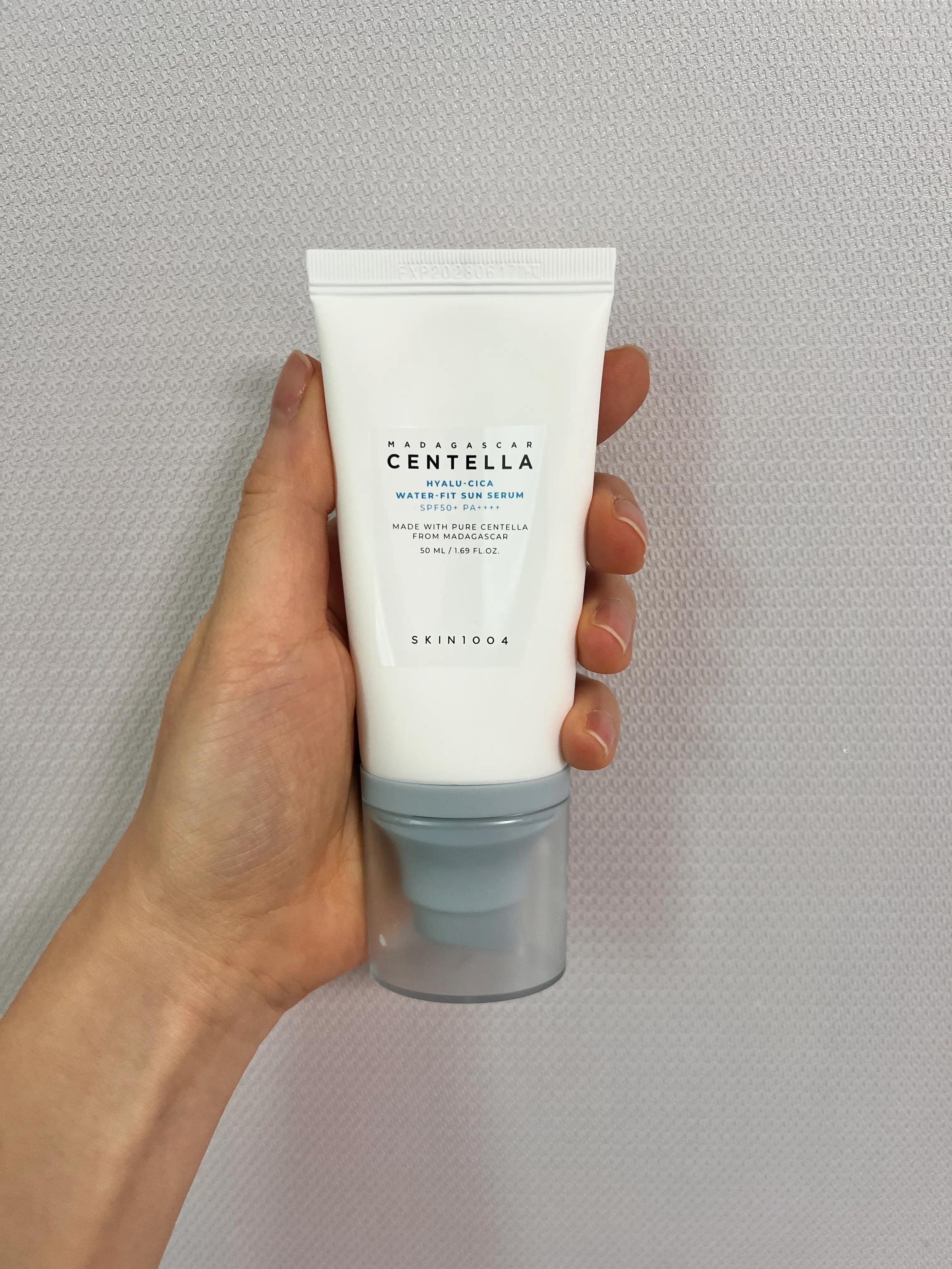 선택된 언니의파우치 리뷰 이미지 - [마다가스카르 센텔라 히알루 시카 워터핏 선 세럼]