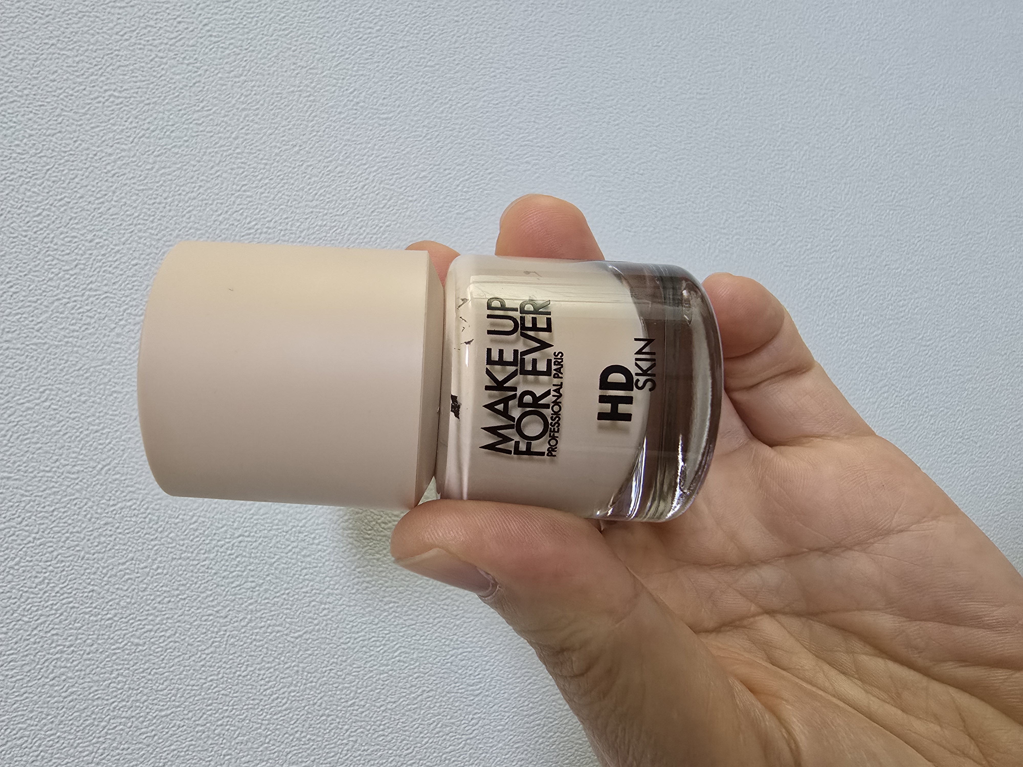 선택된 언니의파우치 리뷰 이미지 - [에이치디 스킨 언디텍터블 스테이 트루 파운데이션 [1R02]]