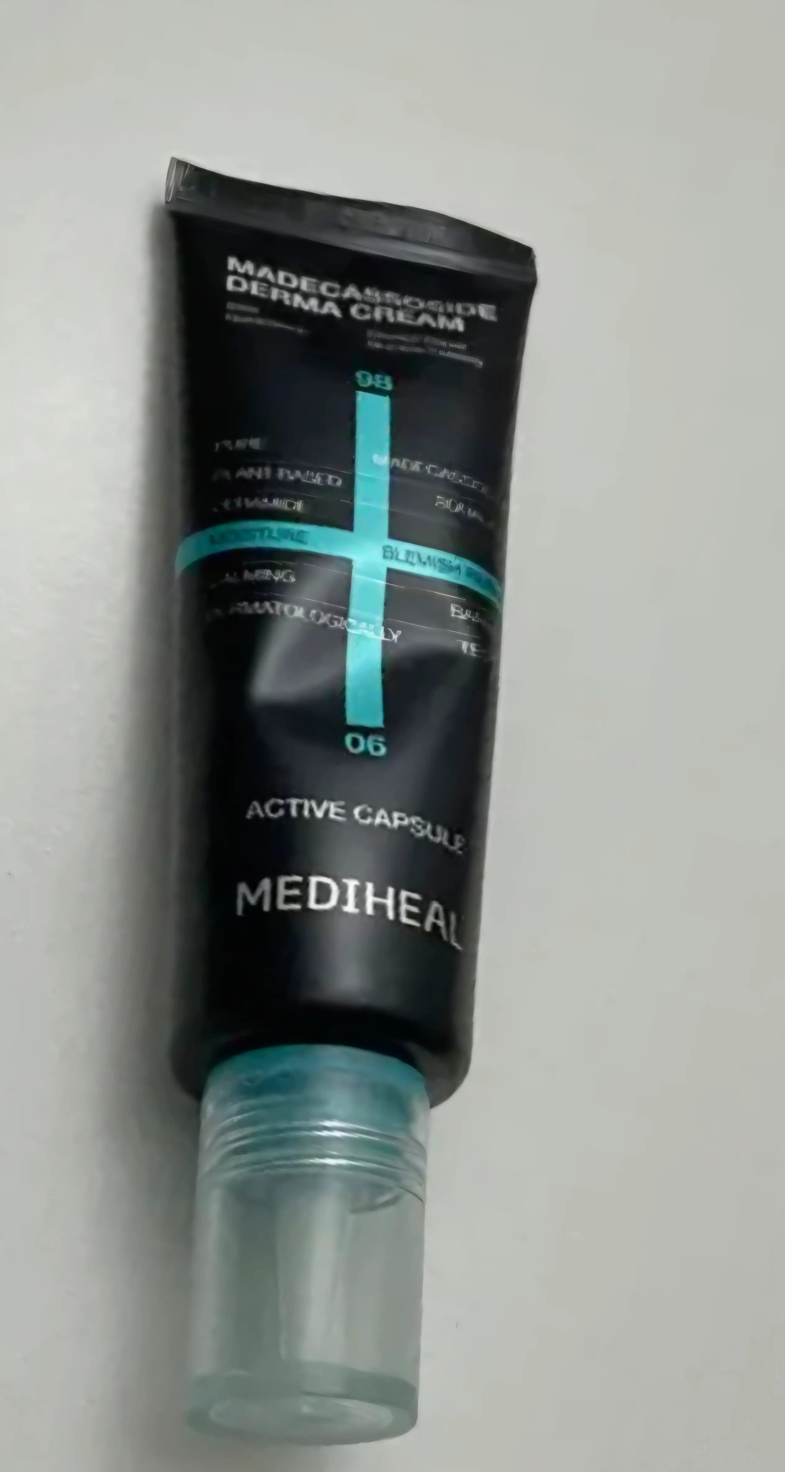 선택된 언니의파우치 리뷰 이미지 - [마데카소사이드 흔적 리페어 더마 크림]