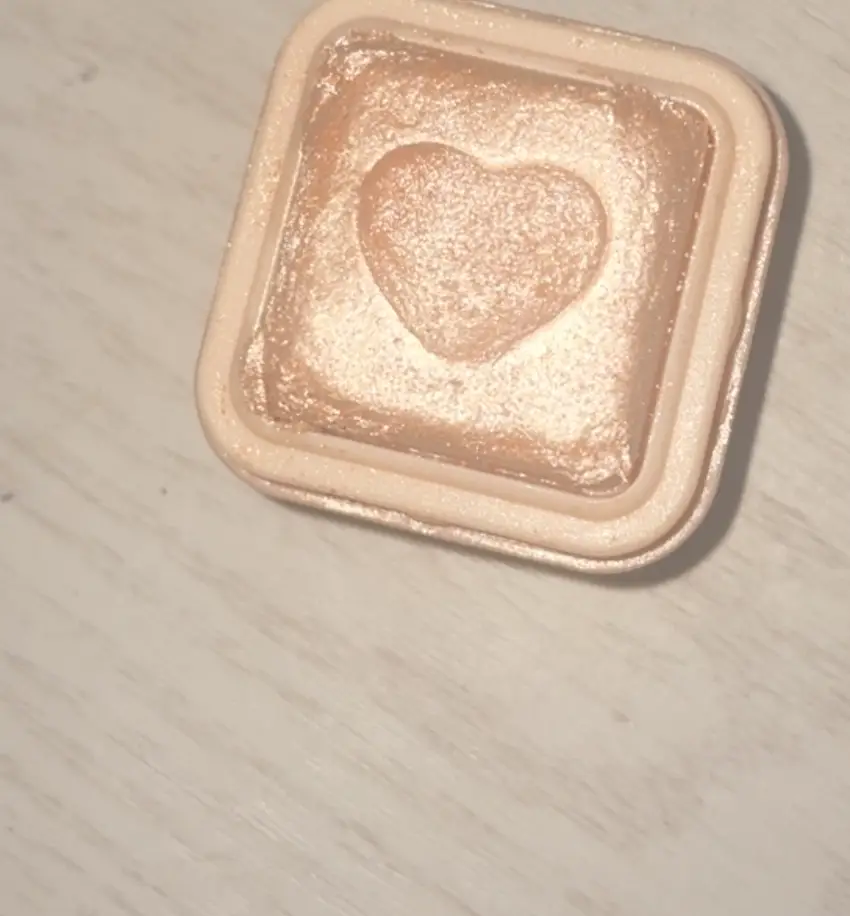 선택된 언니의파우치 리뷰 이미지 - [밀크 영롱 하트라이터]