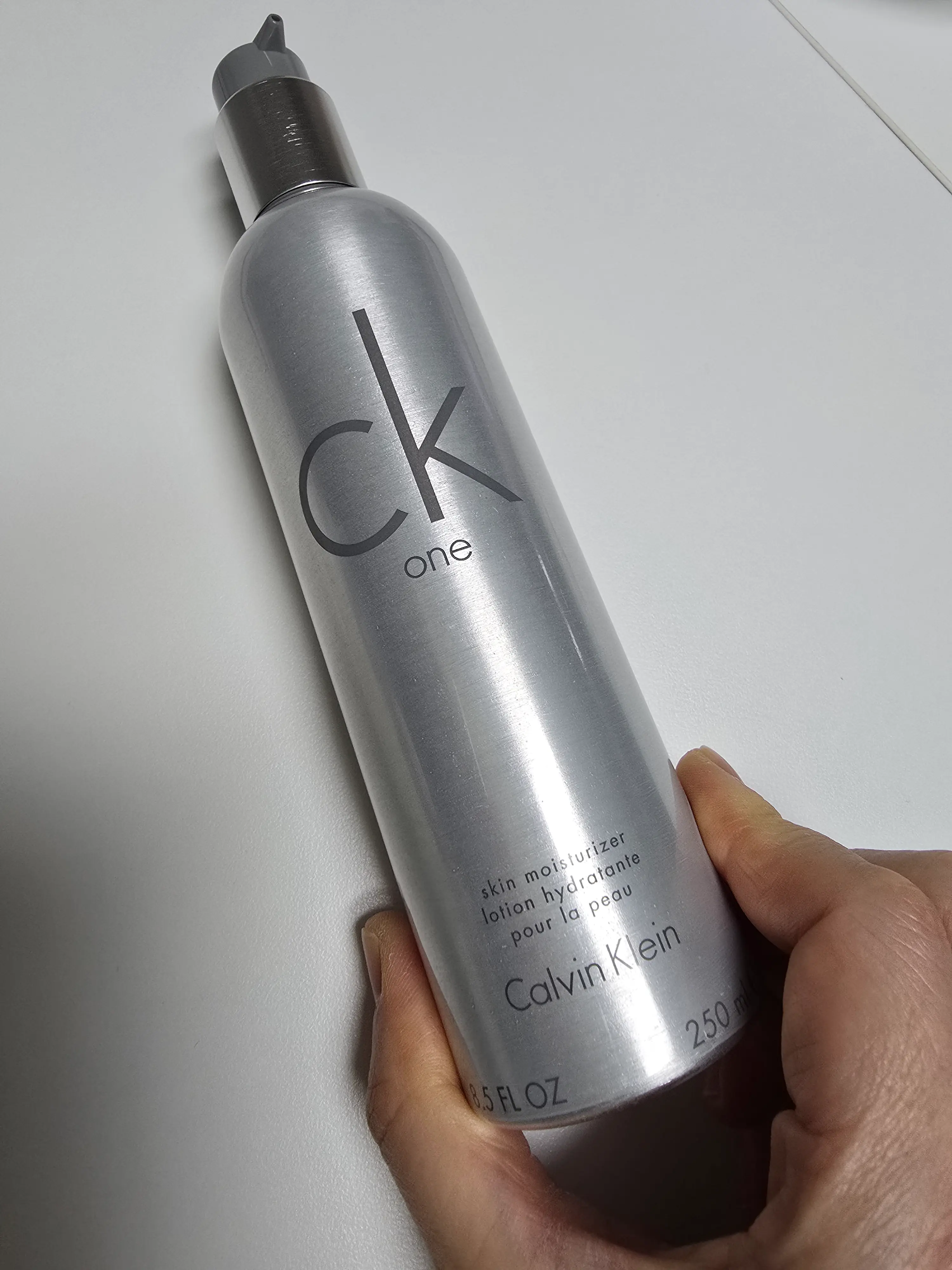 선택된 언니의파우치 리뷰 이미지 - [ck one 모이스처라이저]