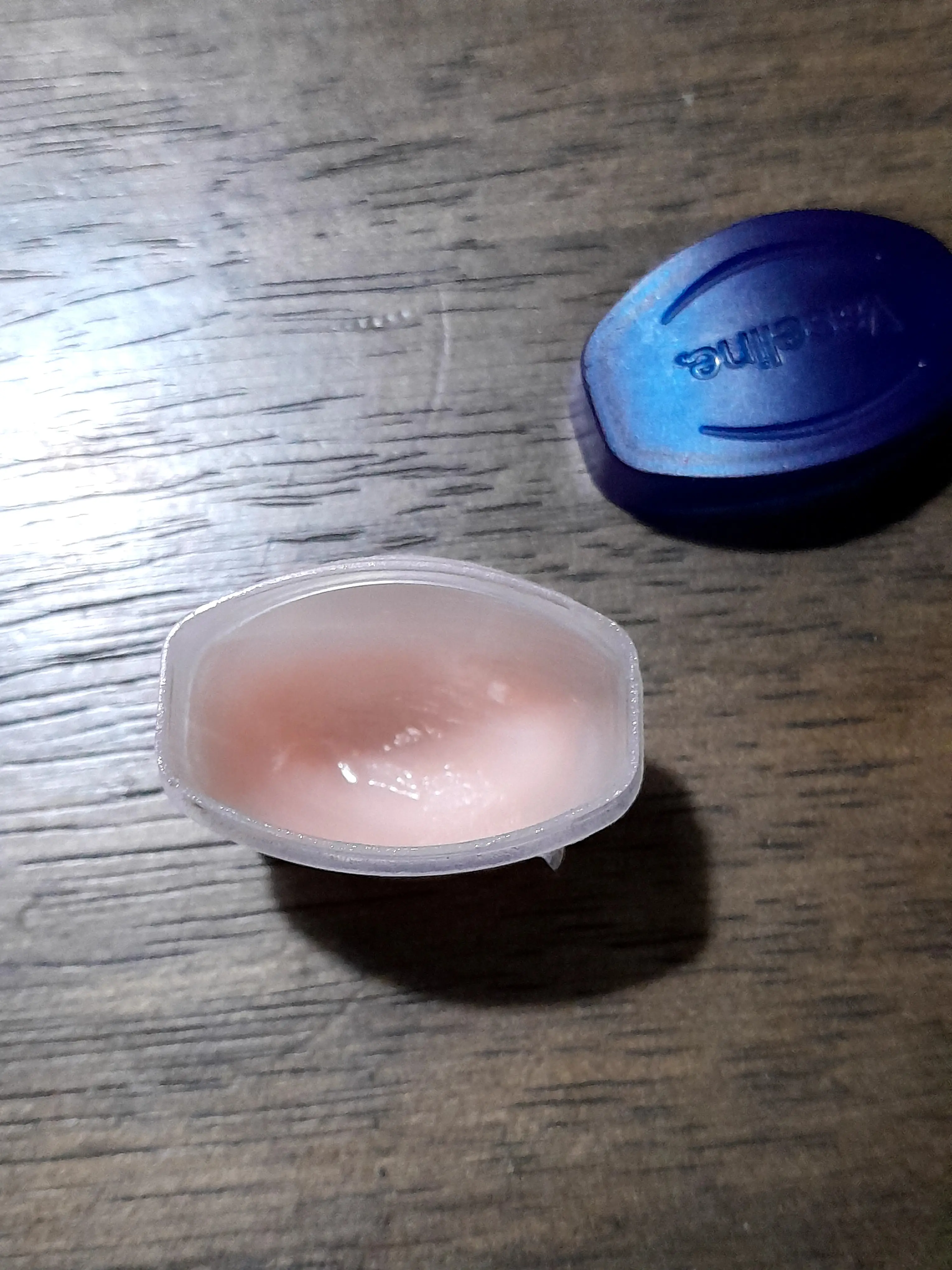 선택된 언니의파우치 리뷰 이미지 - [립테라피 미니자 립밤 핑크버블리]