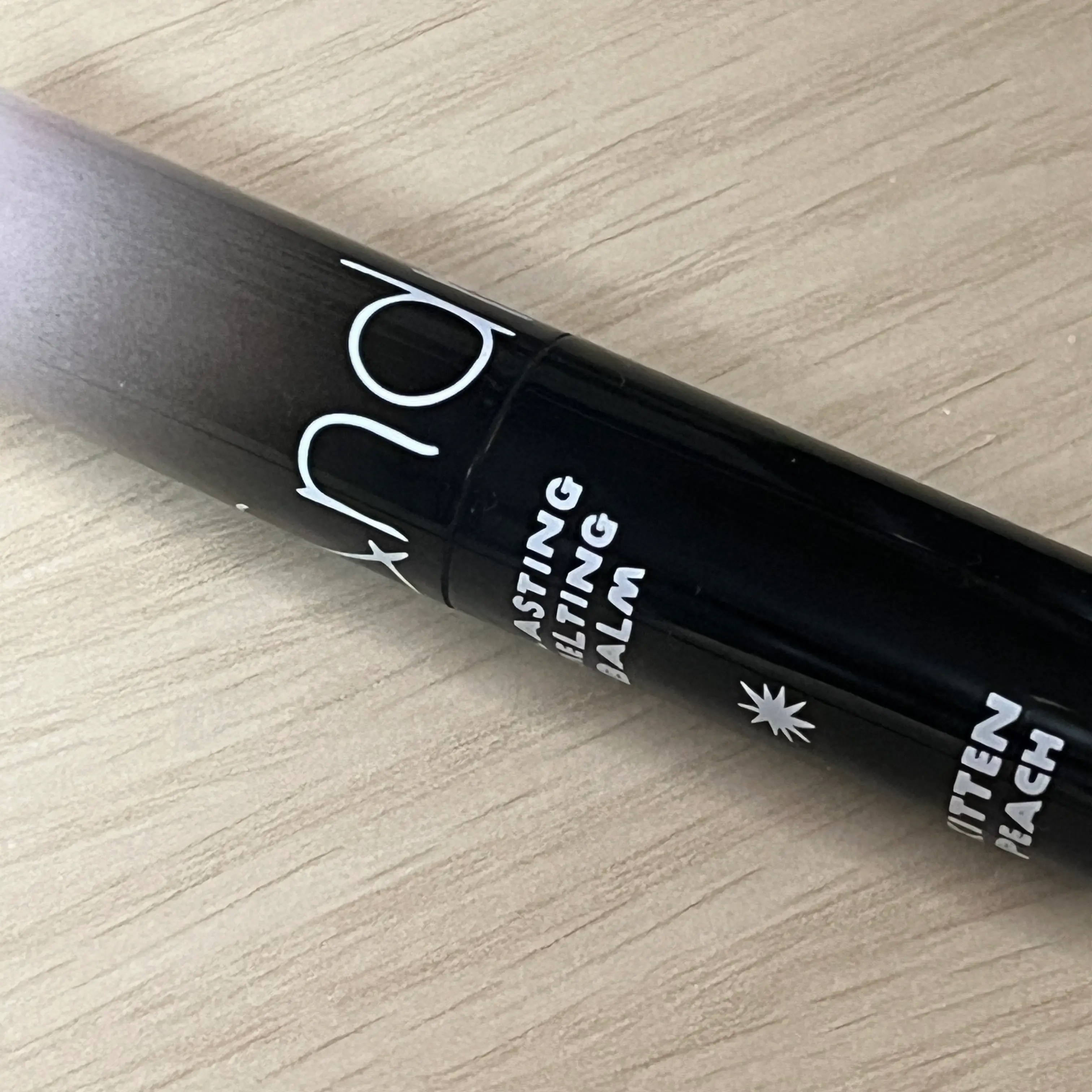 선택된 언니의파우치 리뷰 이미지 - [(이나피스퀘어 블랙 스펙트럼 에디션) 글래스팅 멜팅 밤]