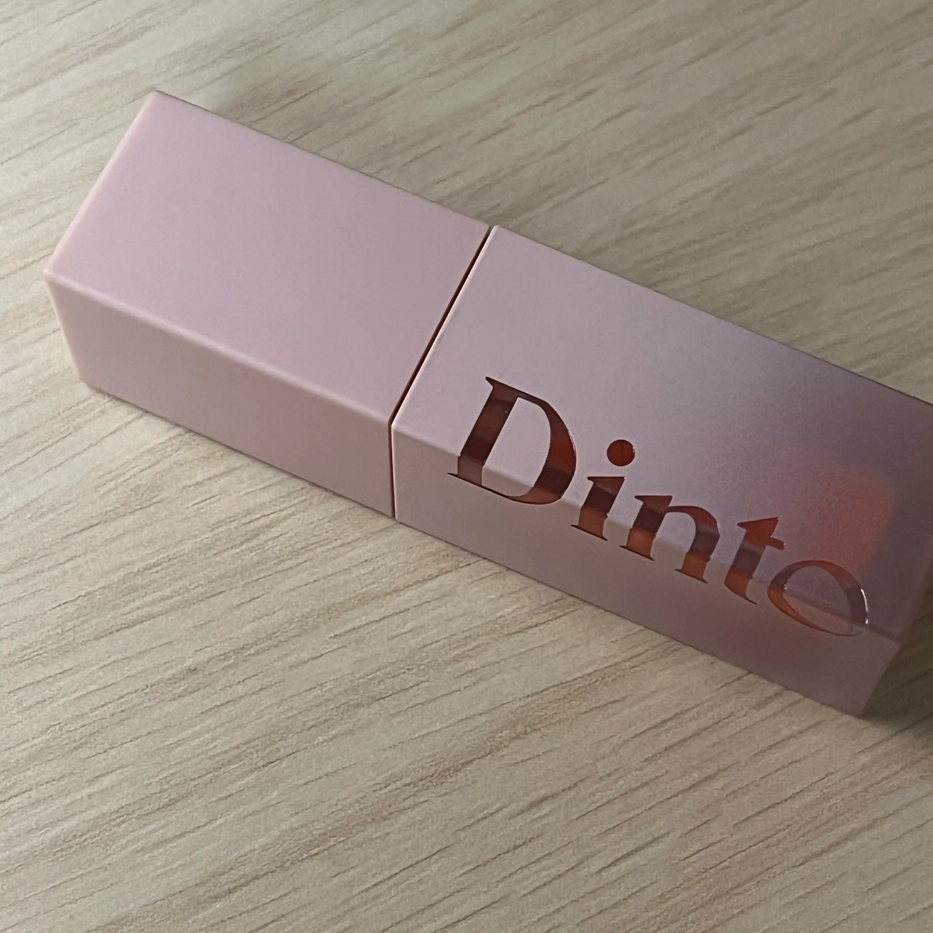 선택된 언니의파우치 리뷰 이미지 - [(르 샤 부뜨 콜렉션) 블러젤리 플럼핑 립 틴트]