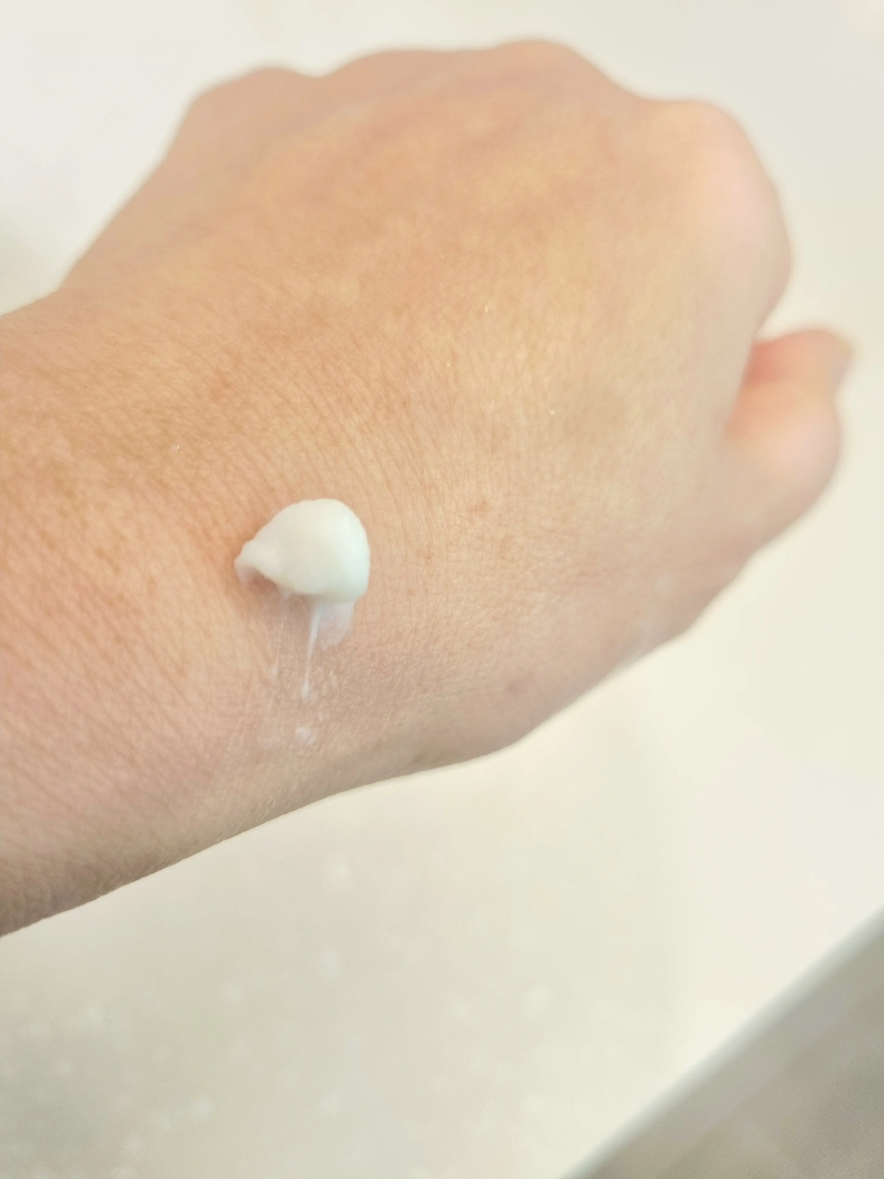 선택된 언니의파우치 리뷰 이미지 - [퍼퓸 핸드크림 그린 베르가못]