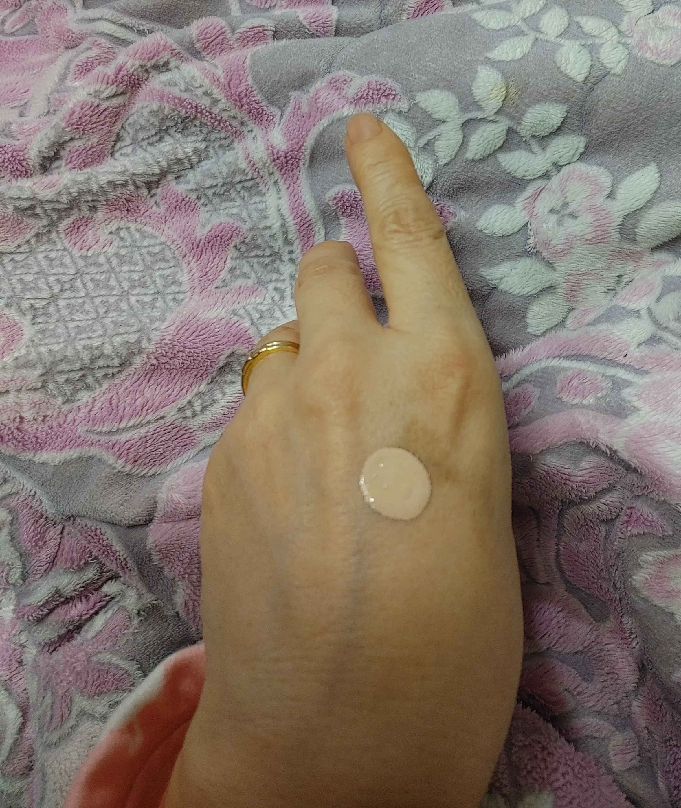 선택된 언니의파우치 리뷰 이미지 - [운초 블러 매트 리퀴드 파운데이션]