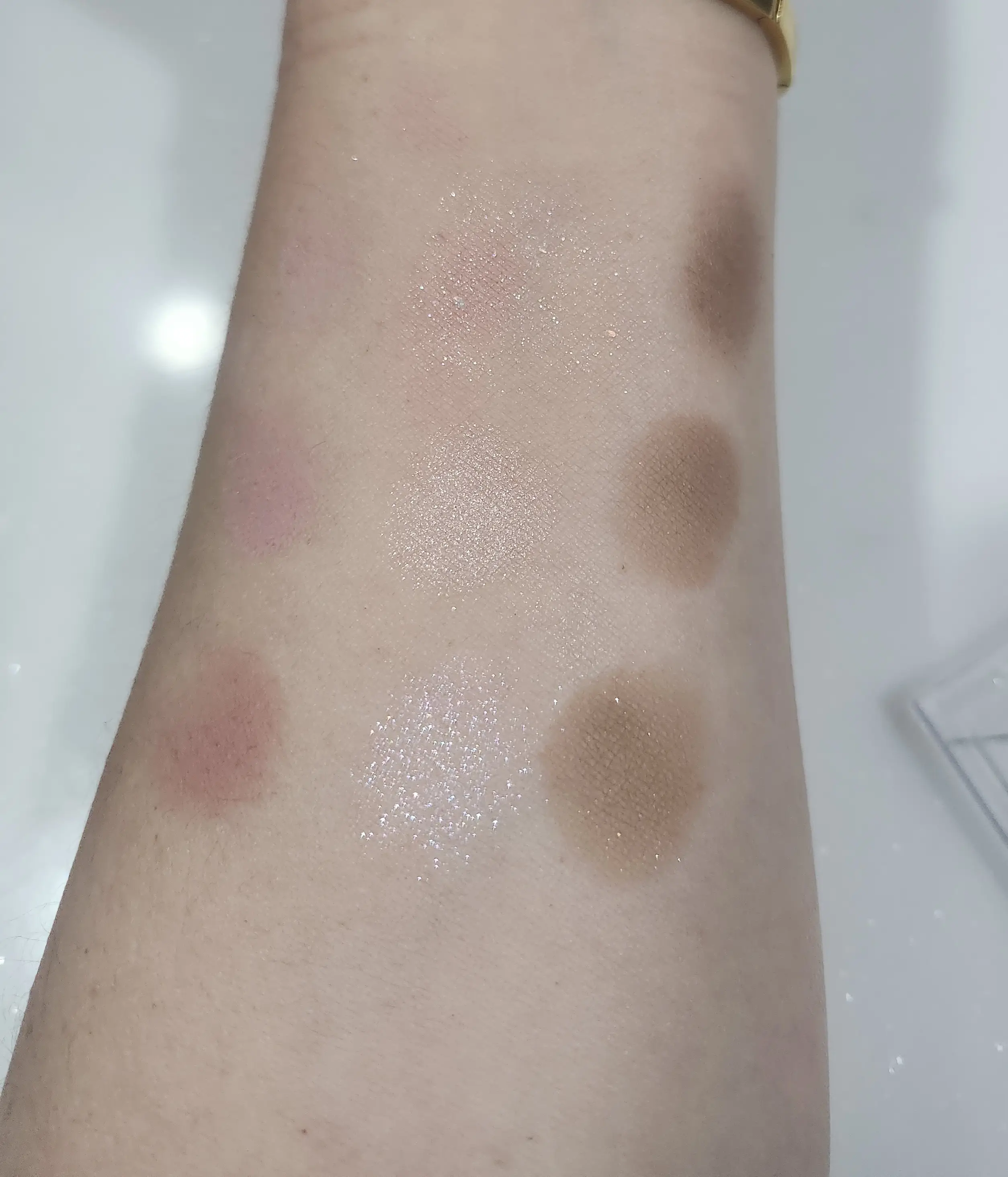 선택된 언니의파우치 리뷰 이미지 - [무드 모먼트 팔레트]
