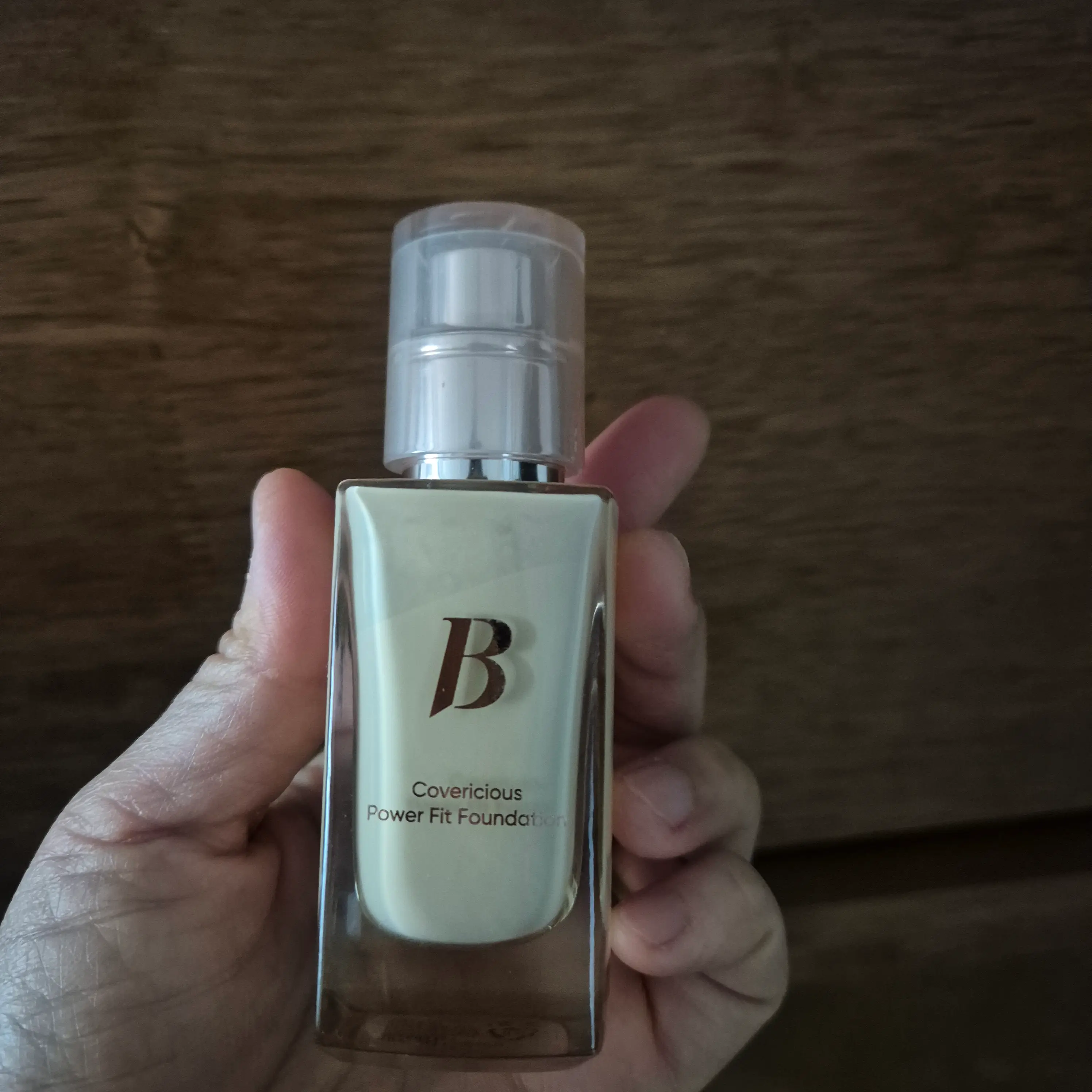 선택된 언니의파우치 리뷰 이미지 - [커버리셔스 파워 핏 파운데이션]