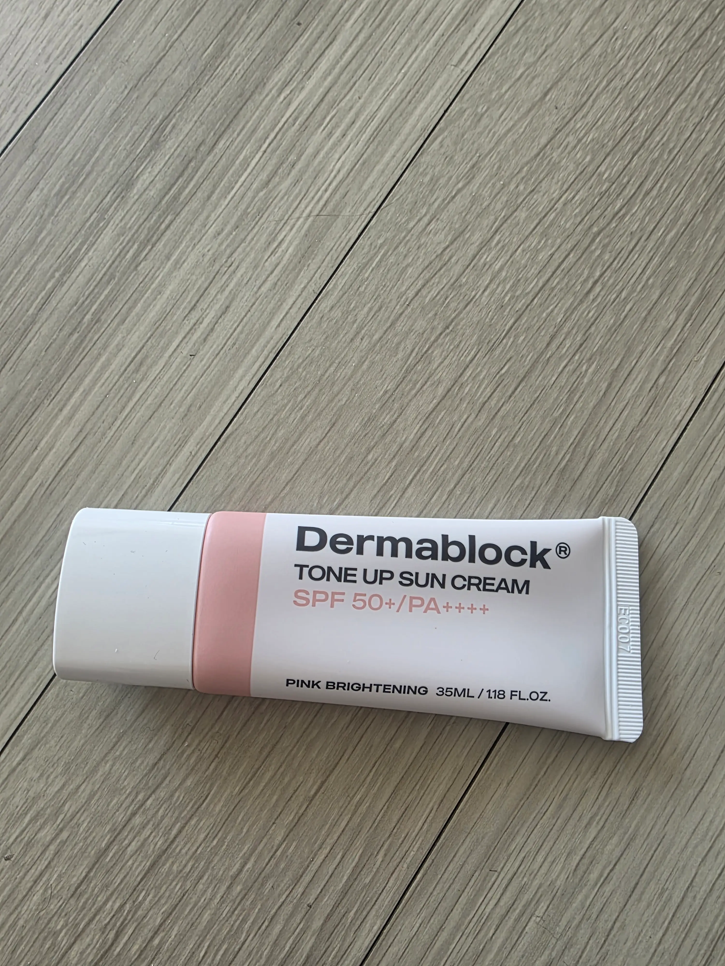 선택된 언니의파우치 리뷰 이미지 - [톤업 선크림]