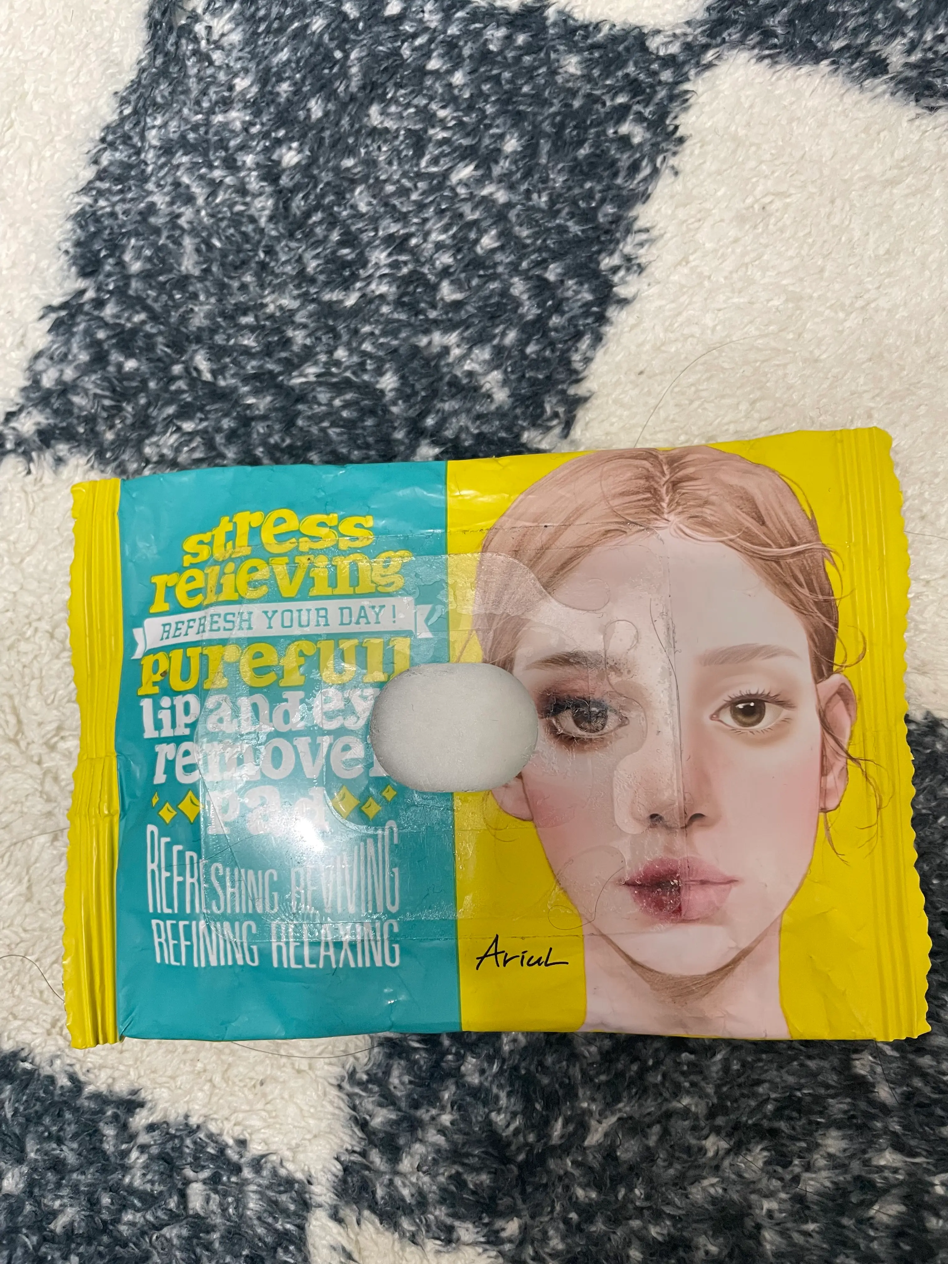 선택된 언니의파우치 리뷰 이미지 - [스트레스 릴리빙 퓨어풀 립앤아이 리무버 패드]