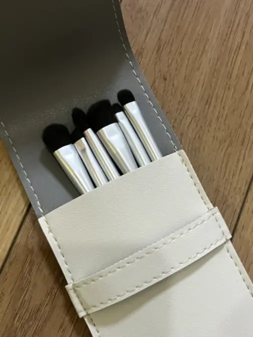 선택된 언니의파우치 리뷰 이미지 - [아이 메이크업 브러시 6종 키트]