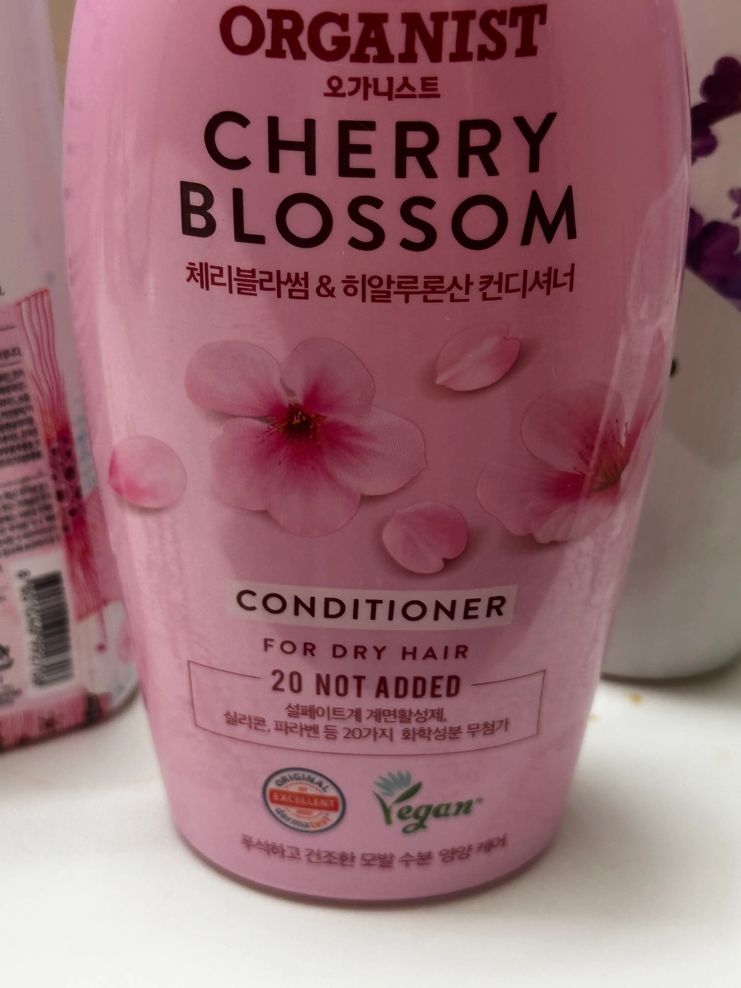 선택된 언니의파우치 리뷰 이미지 - [체리블라썸 앤 히알루론산 컨디셔너]