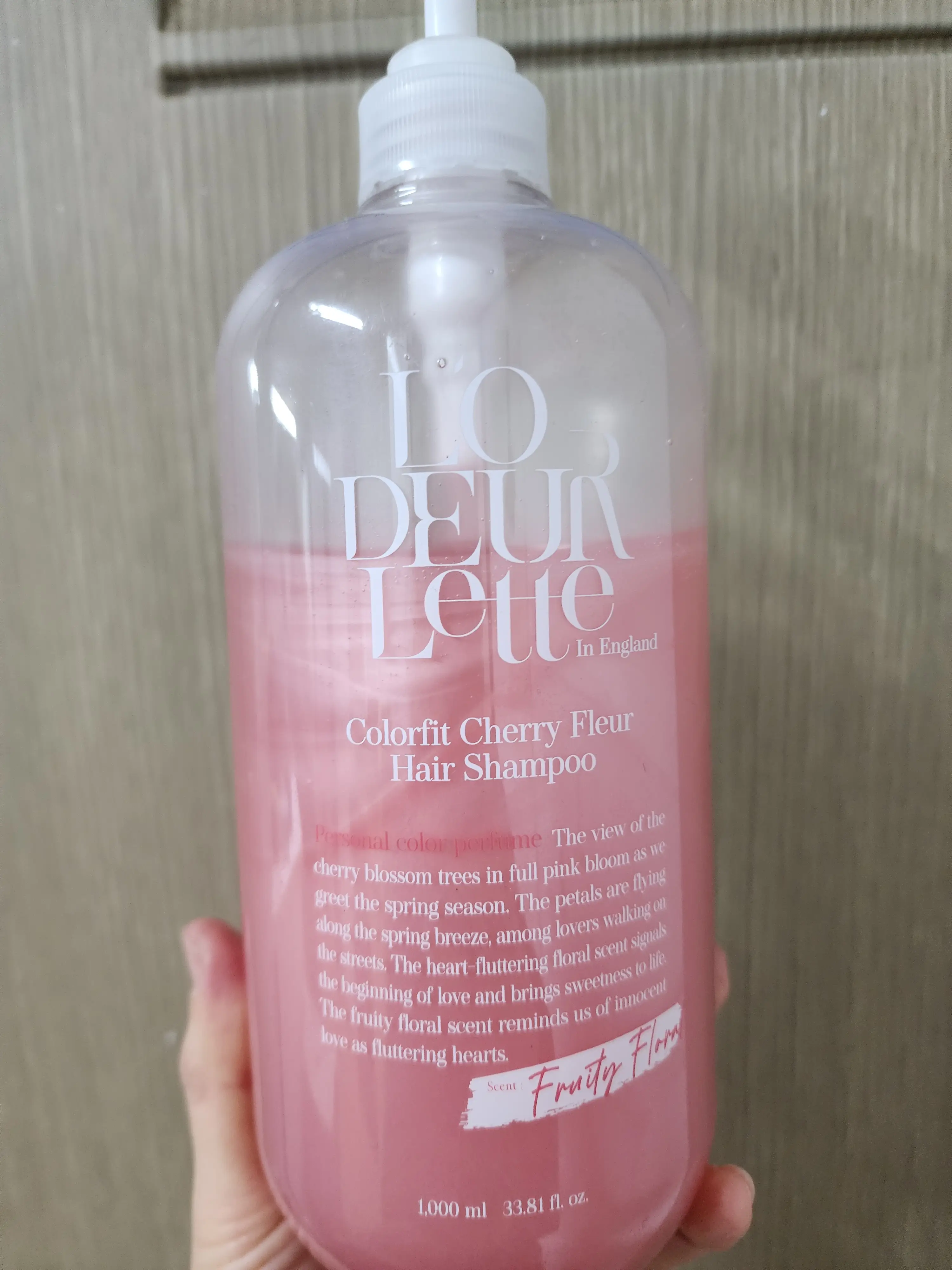 선택된 언니의파우치 리뷰 이미지 - [인 잉글랜드 컬러핏 체리 플뢰르 헤어 샴푸]