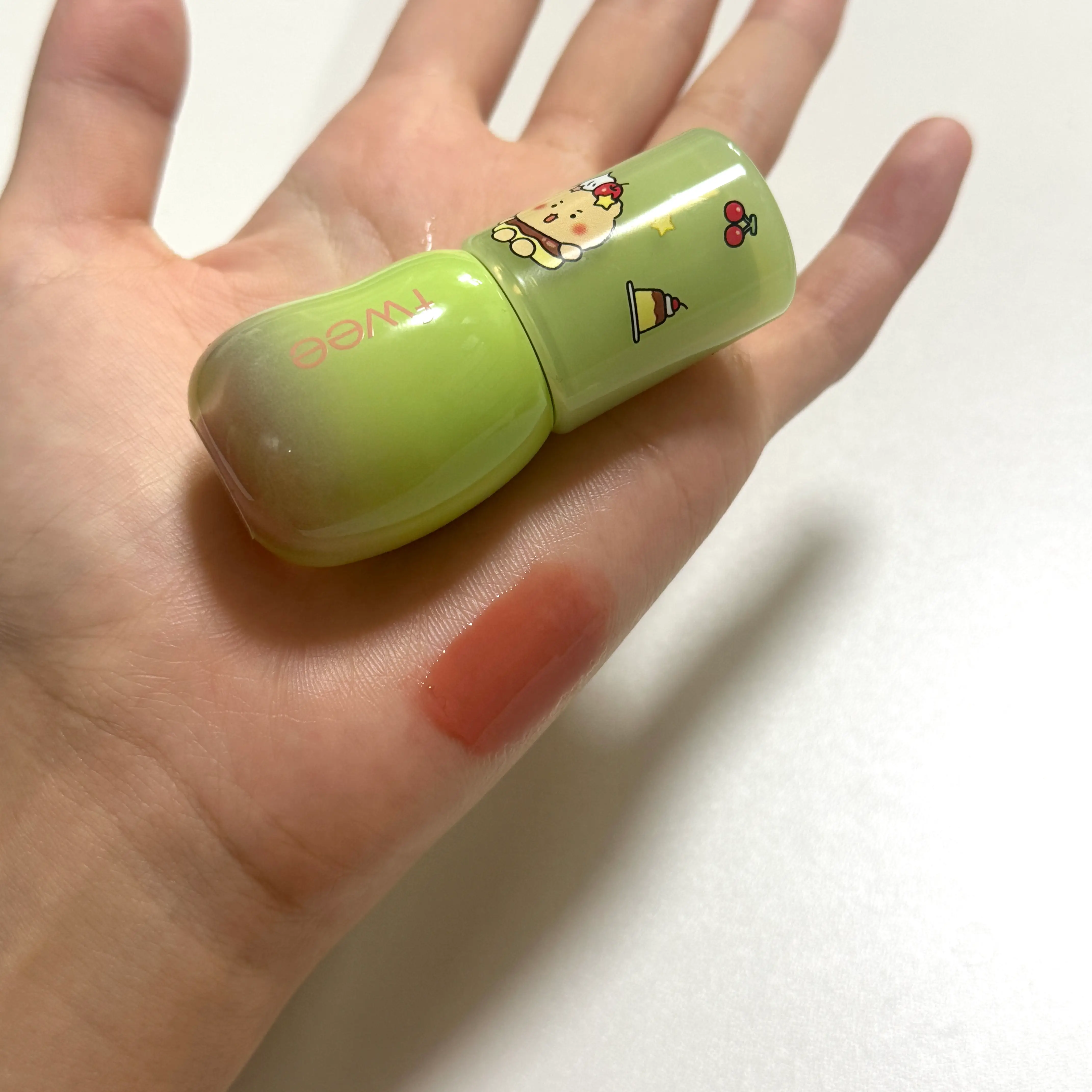 선택된 언니의파우치 리뷰 이미지 - [(망그러진 곰 콜라보) 3D 볼류밍 글로스]