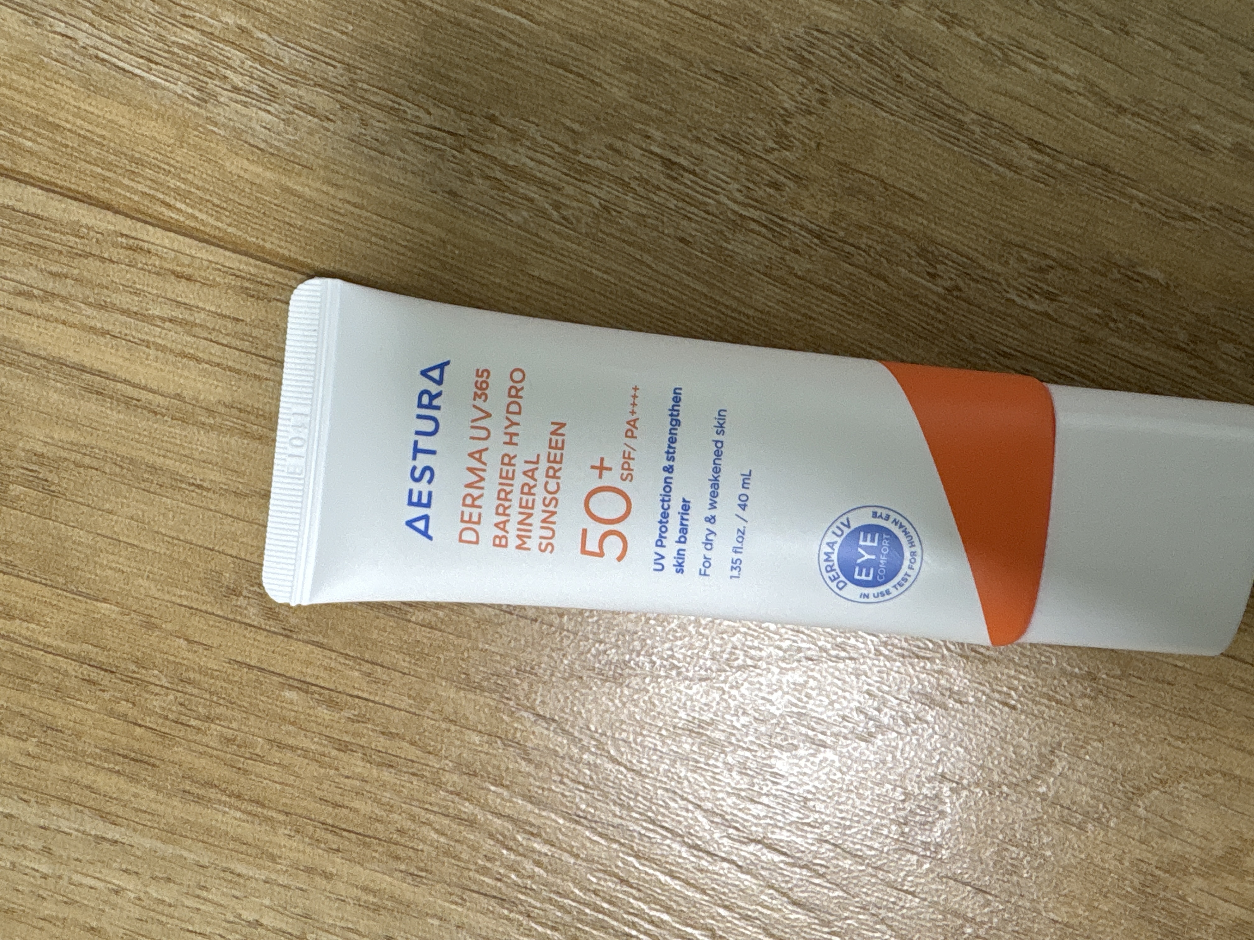 선택된 언니의파우치 리뷰 이미지 - [더마UV365 장벽수분 무기자차 선크림]