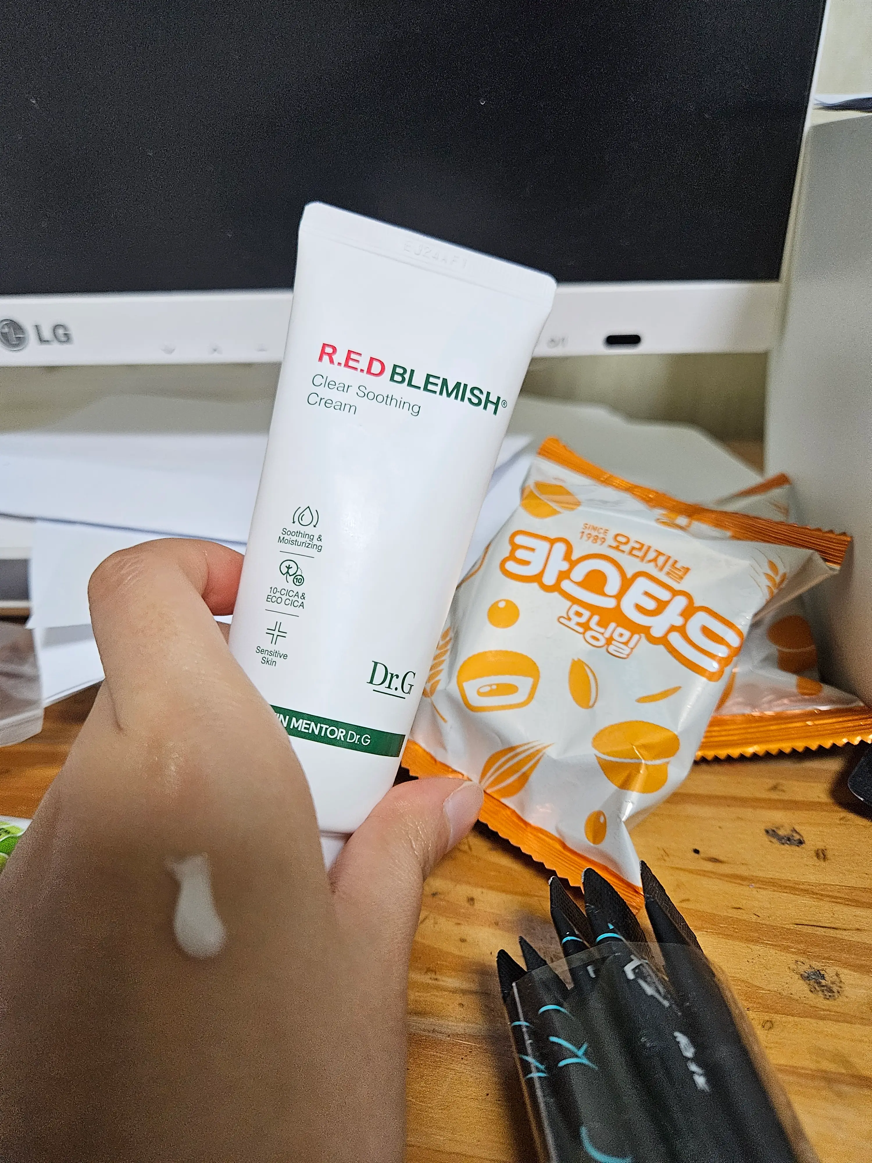 선택된 언니의파우치 리뷰 이미지 - [레드 블레미쉬 클리어 수딩 크림]