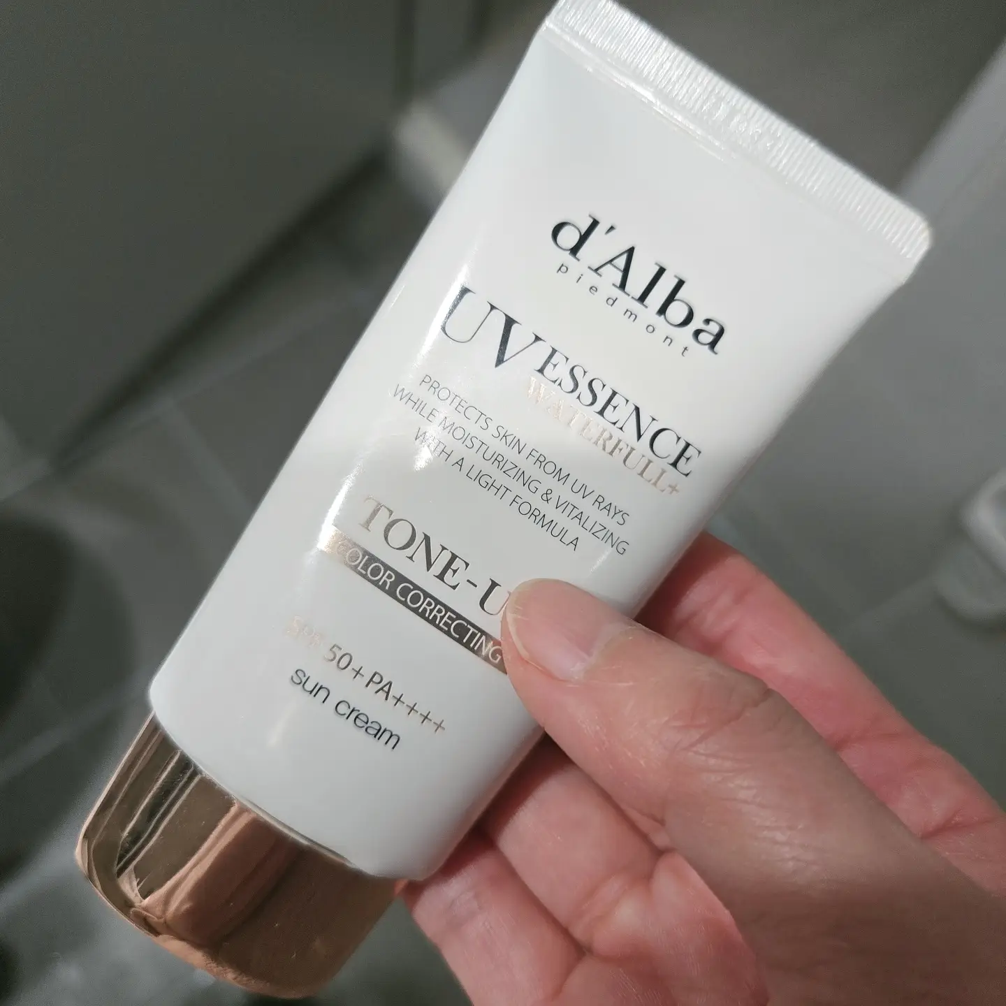 선택된 언니의파우치 리뷰 이미지 - [워터풀 톤업 선크림 커버 베이지]