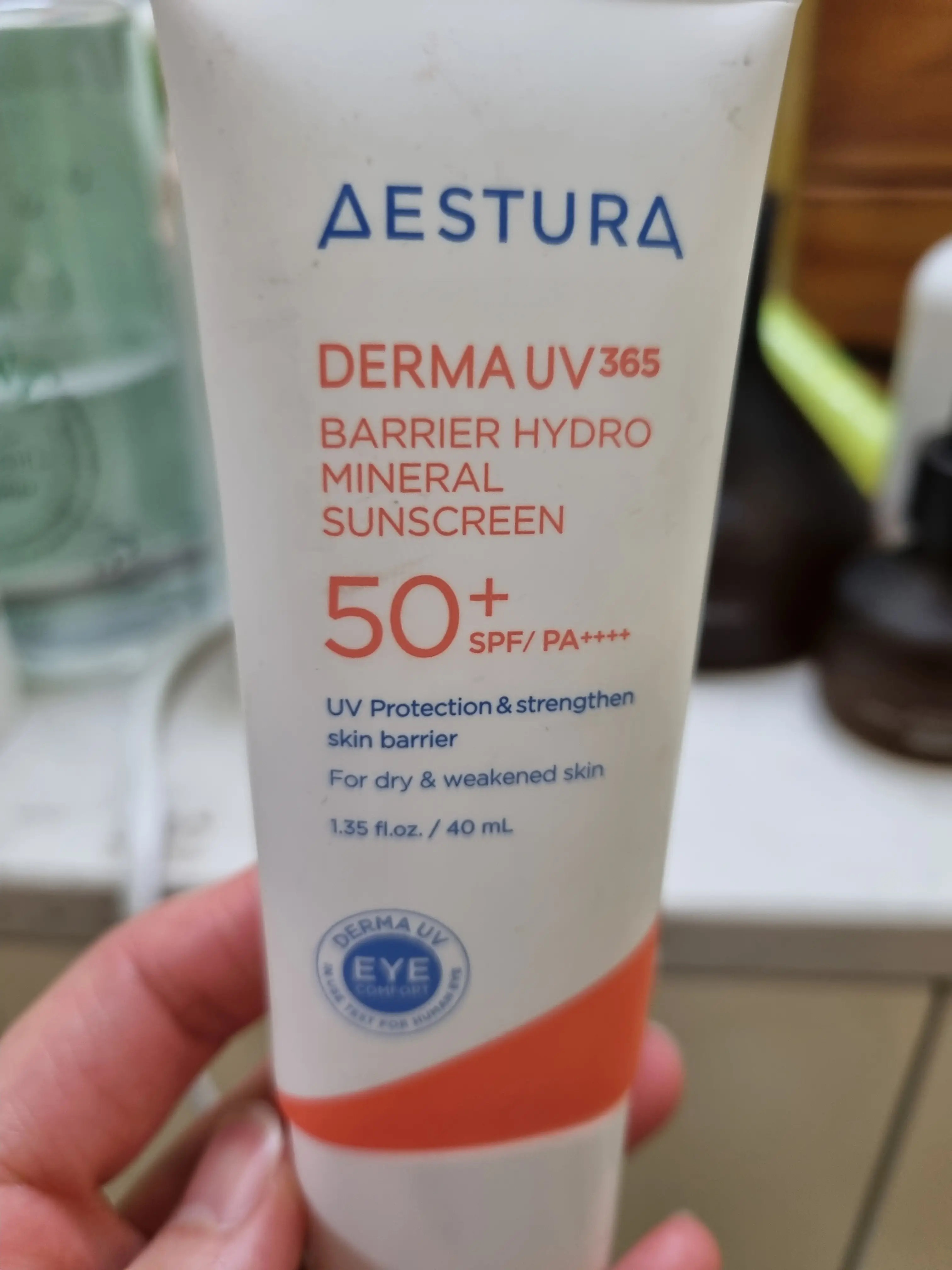 선택된 언니의파우치 리뷰 이미지 - [더마UV365 장벽수분 무기자차 선크림]