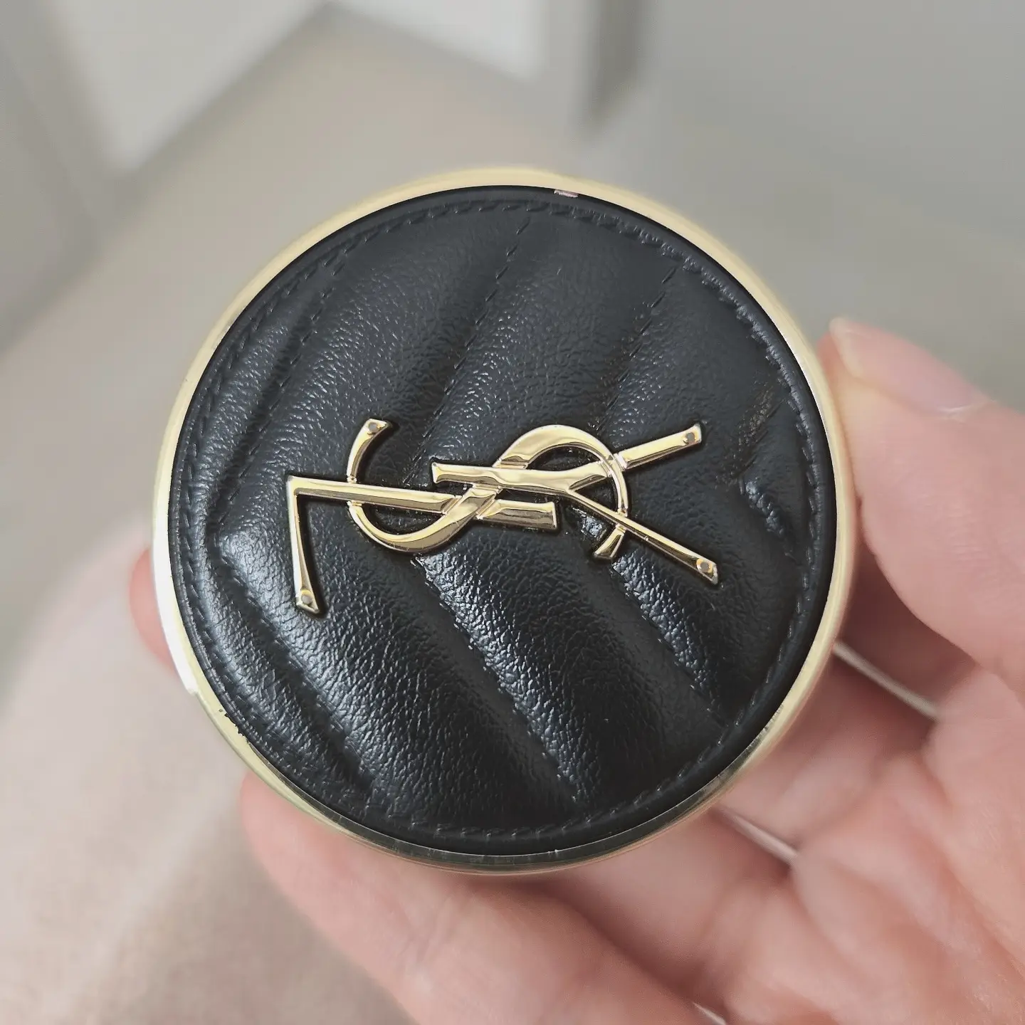 선택된 언니의파우치 리뷰 이미지 - [엉크르 드 뽀 꾸뛰르 쿠션 파운데이션]