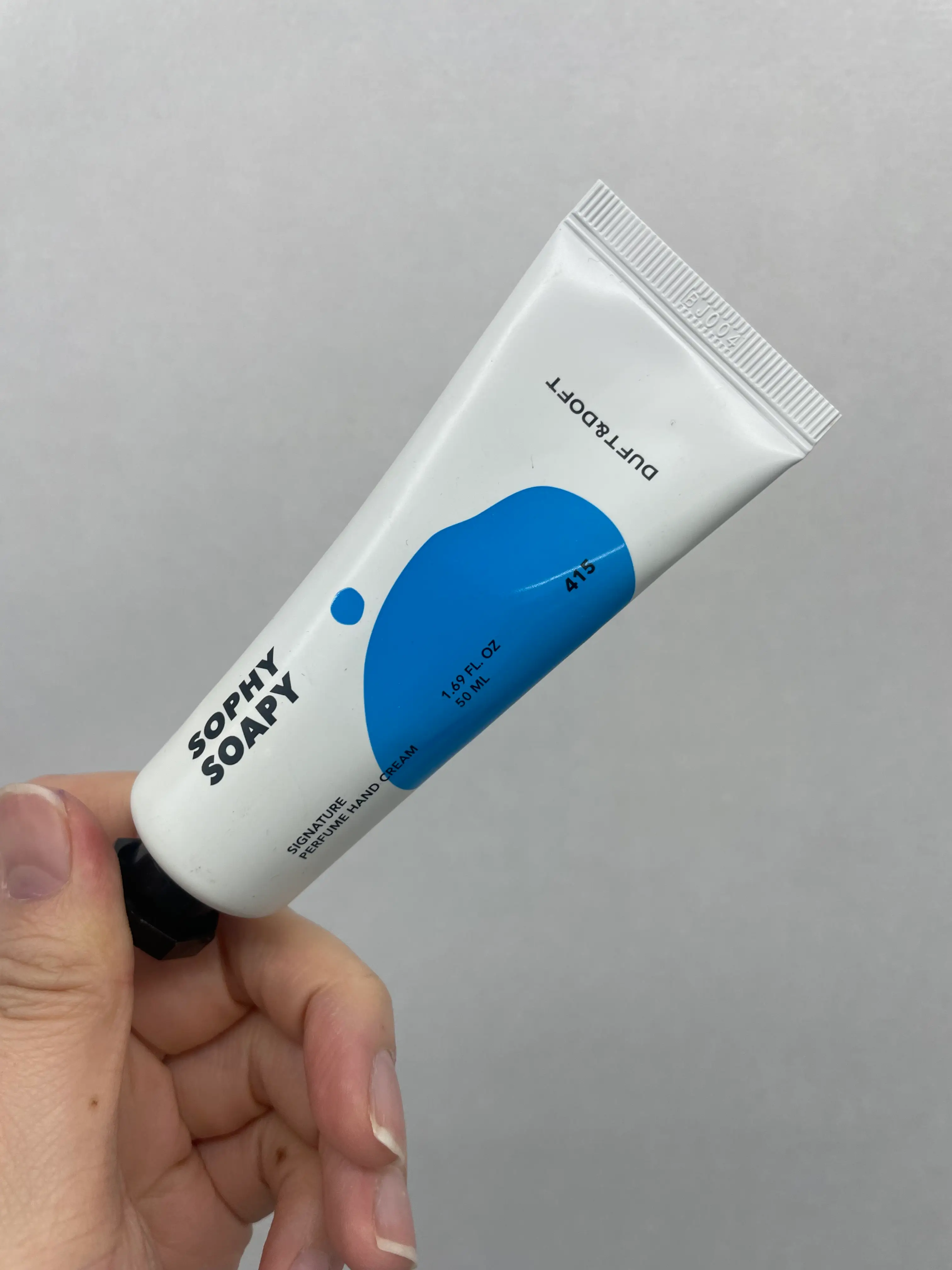 선택된 언니의파우치 리뷰 이미지 - [시그니처 퍼퓸 핸드크림 소피소피]