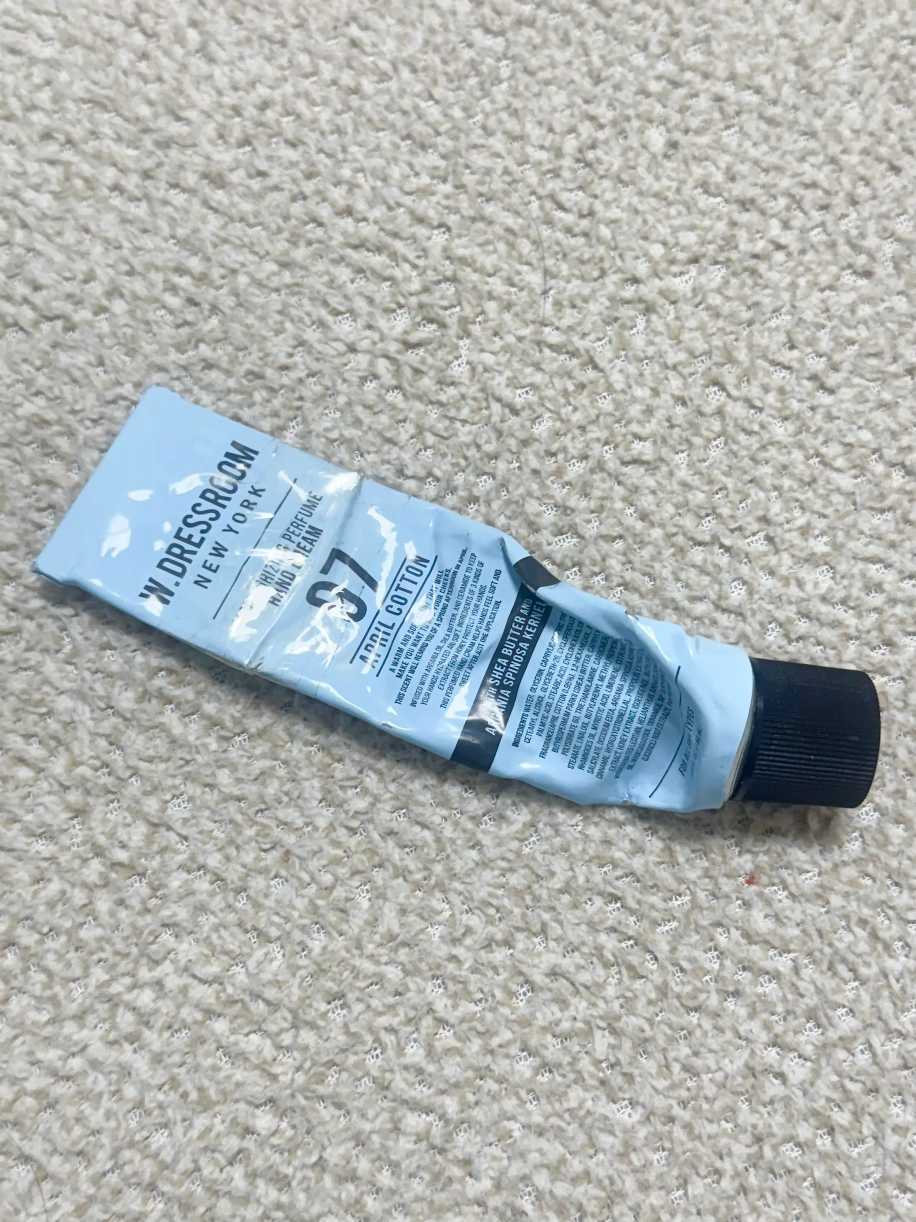 선택된 언니의파우치 리뷰 이미지 - [퍼퓸 핸드크림 [97 에이프릴 코튼]]