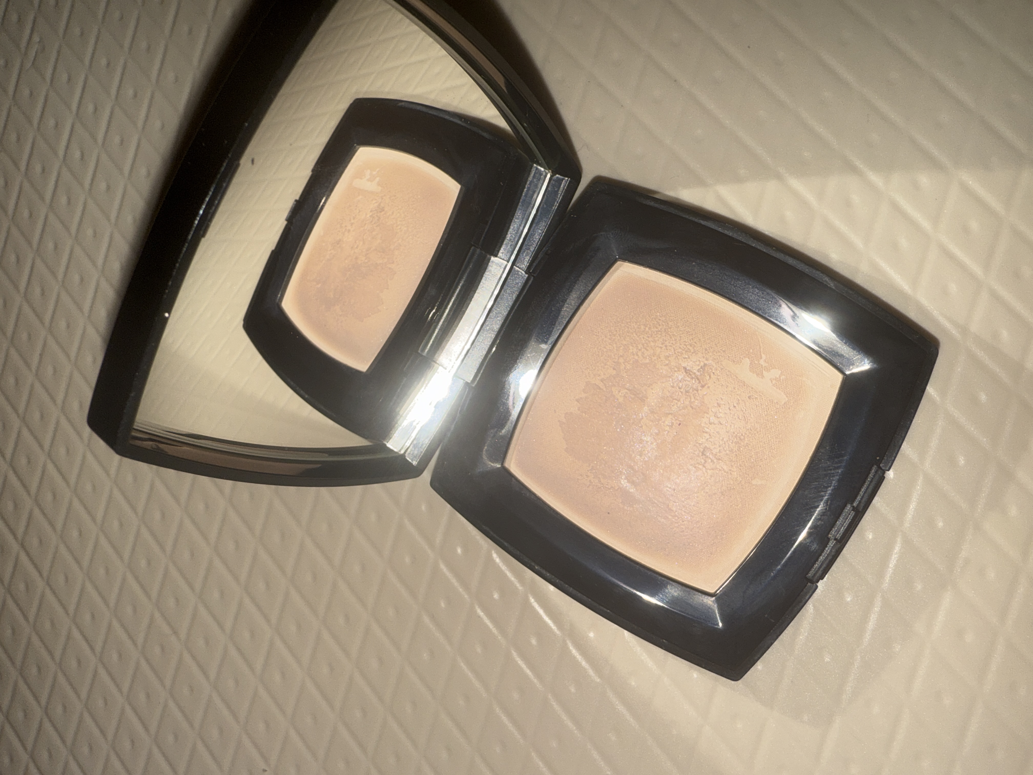 선택된 언니의파우치 리뷰 이미지 - [뿌드르 위니베르셀 꽁빡트 파우더]