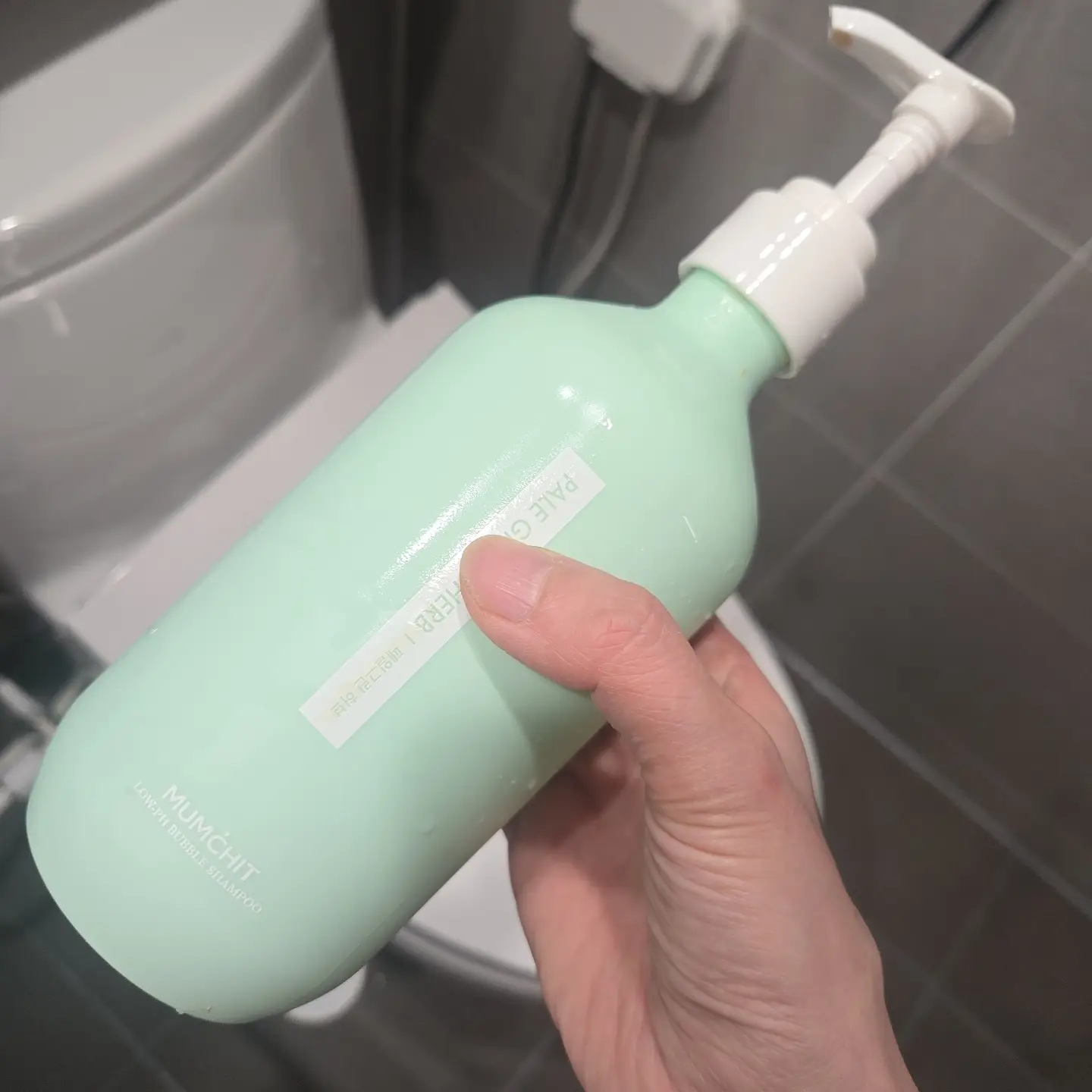 선택된 언니의파우치 리뷰 이미지 - [약산성 샴푸 [페일그린허브]]