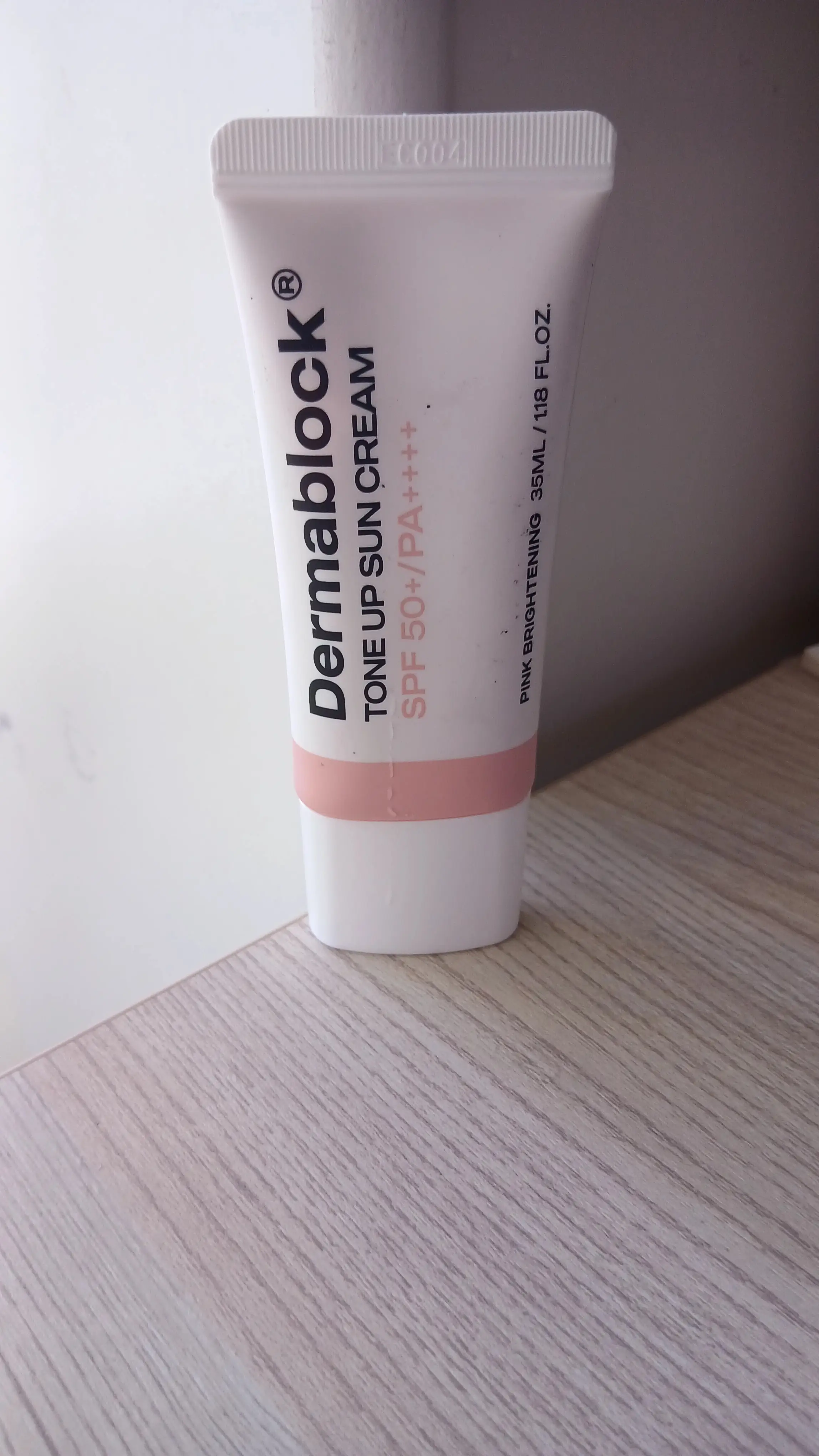 선택된 언니의파우치 리뷰 이미지 - [톤업 선크림]