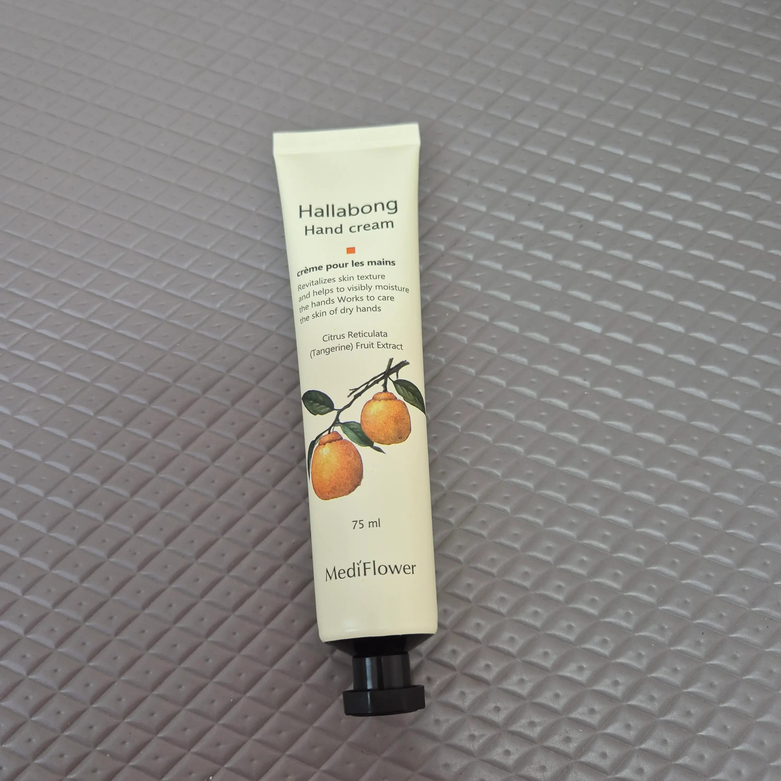 선택된 언니의파우치 리뷰 이미지 - [보니타 가든 한라봉 핸드크림]