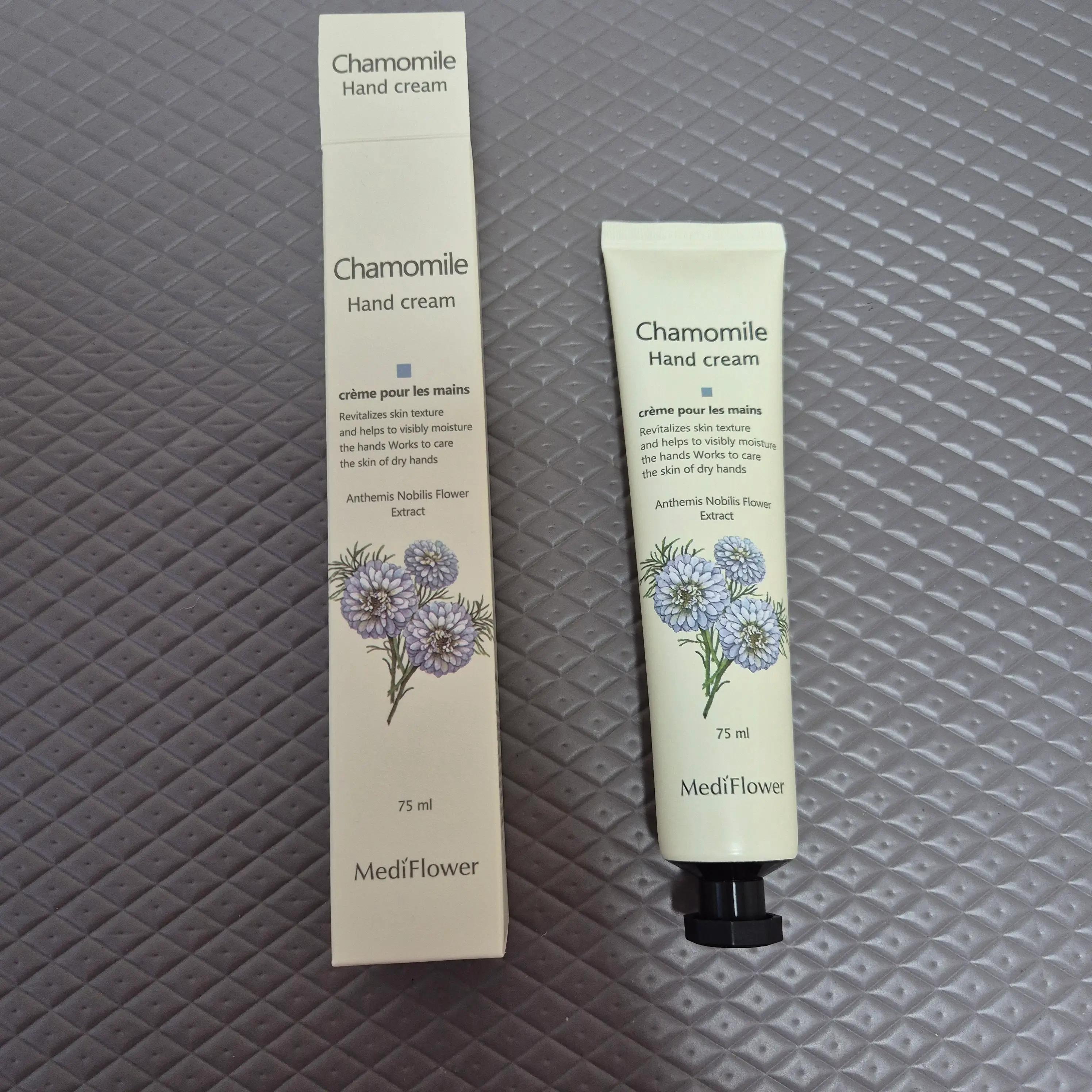 선택된 언니의파우치 리뷰 이미지 - [보니타 가든 캐모마일 핸드크림]