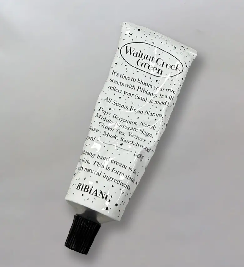 선택된 언니의파우치 리뷰 이미지 - [니치 퍼퓸 핸드크림 월넛 크릭 그린]